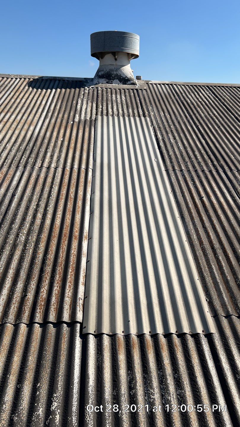 MR Roofing system using Conklin BenchPly system with PUMA top coat by Straight Edge Roofing Inc