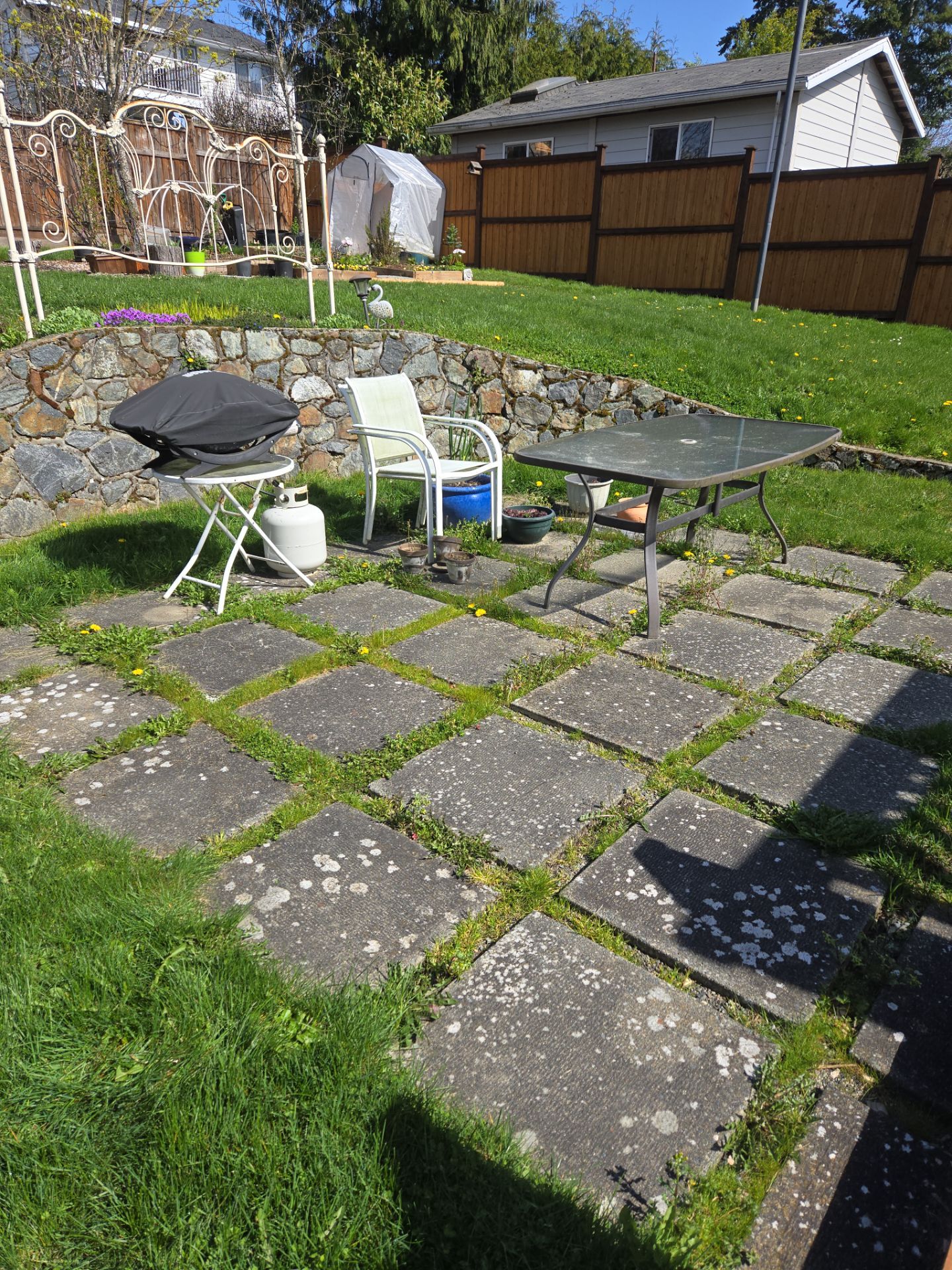 Paver Reinstallation and Restoration – Drainage and Aesthetic Enhancement by Habanero Garden and Exterior Care