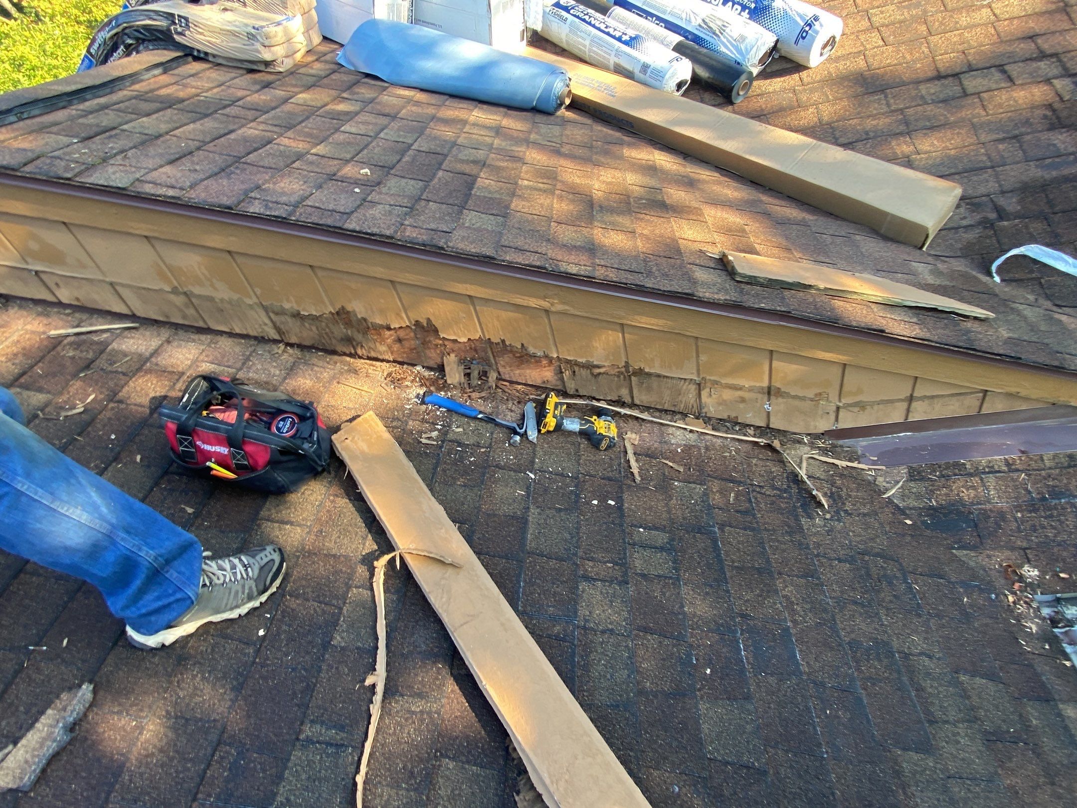 Roof Replacement using CertainTeed Landmark by 180 Contractors