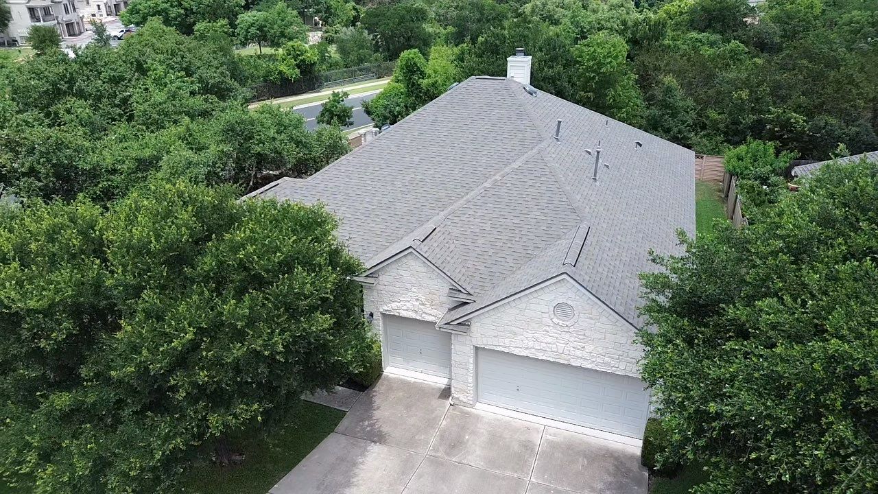 Weathered Wood - Malarkey Highlander by RoofsOnly.com