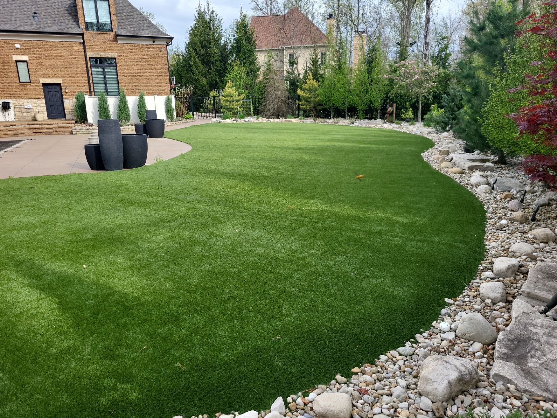 Full Backyard Lawn & Green - Dublin, OH by Southwest Greens Midwest