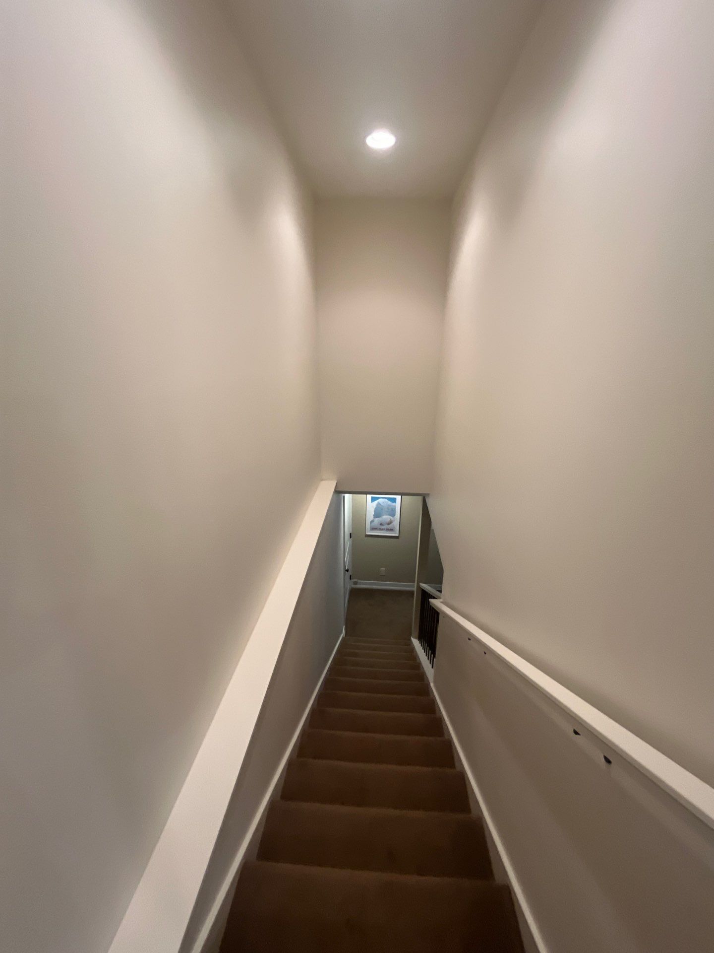 Sioux Falls Interior Painting with Custom Wainscoting and Decorative Wallpaper by Select Painting, Coatings & Garage Cabinets