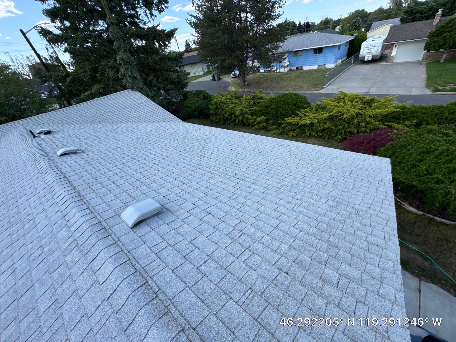 Residential Shingle Roof Replacement and Ventilation Upgrade in Richland by Alpine Roofing