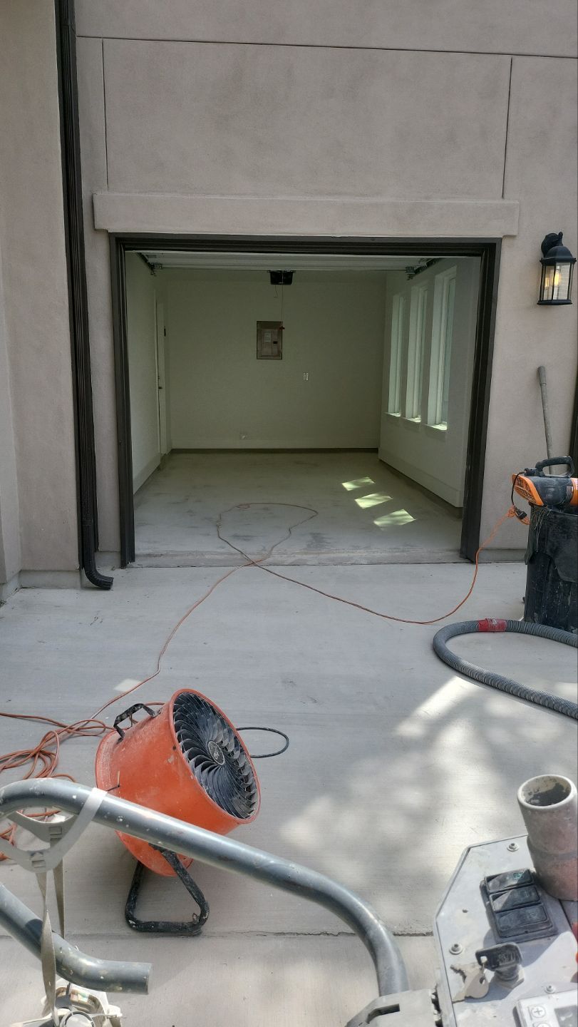 Oak Valley, San Antonio by TORO Garage Co