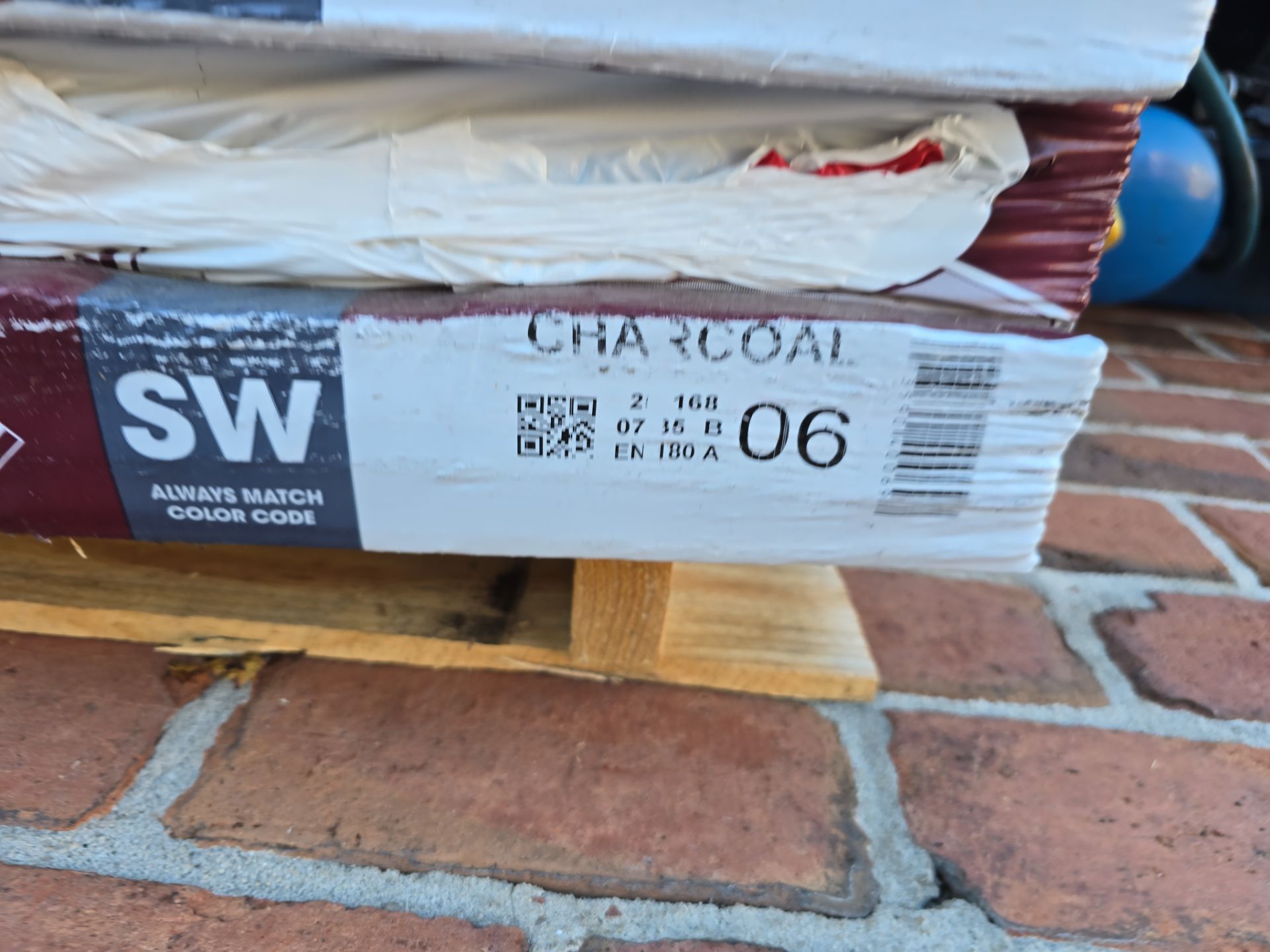 GAF Timberline Natural Shadow in Charcoal by Element Pros Roofing, LLC