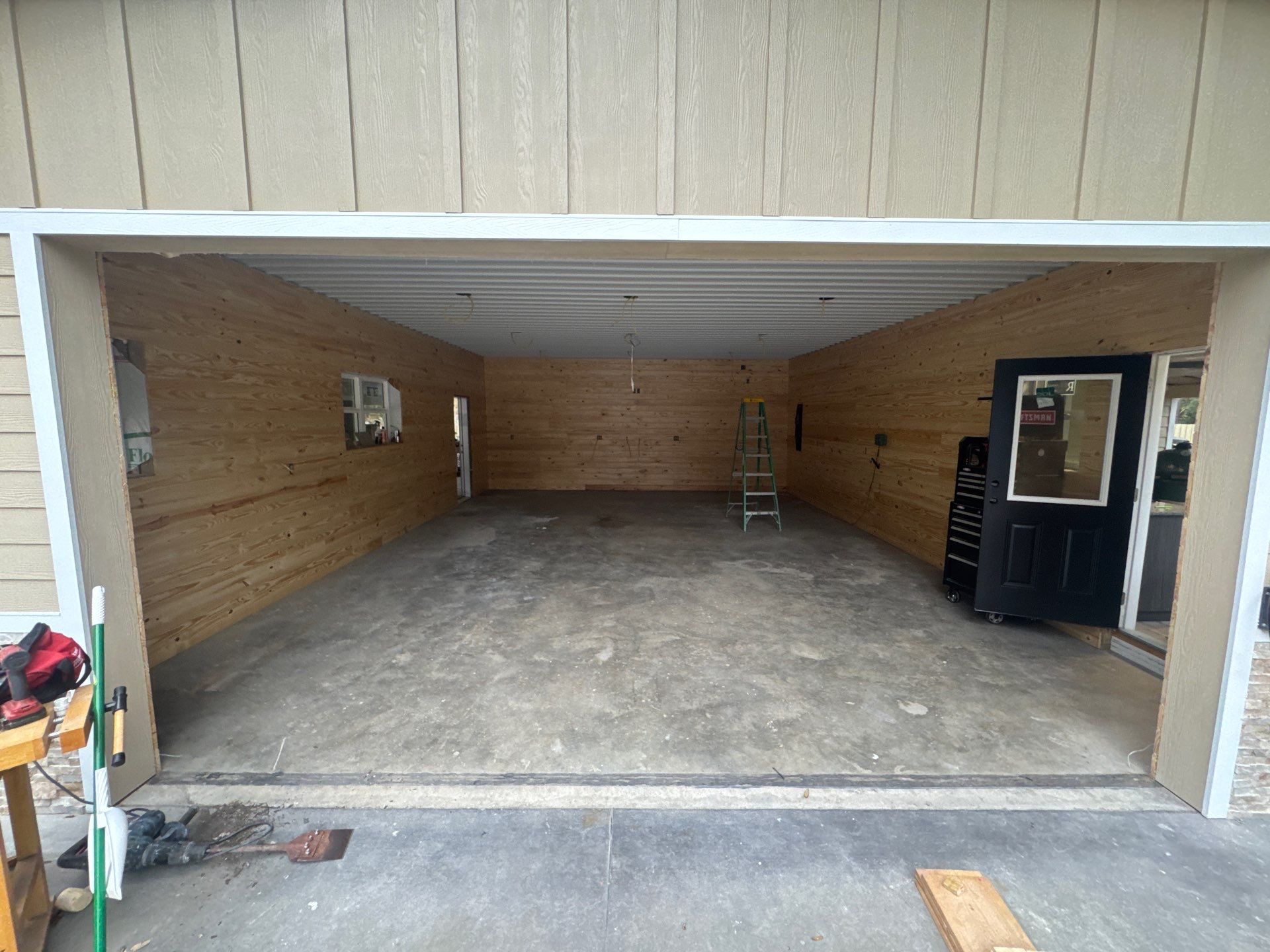 Garage and Carport in Chiefland, FL in Pebble Beach by Cross Creek Concrete Coatings