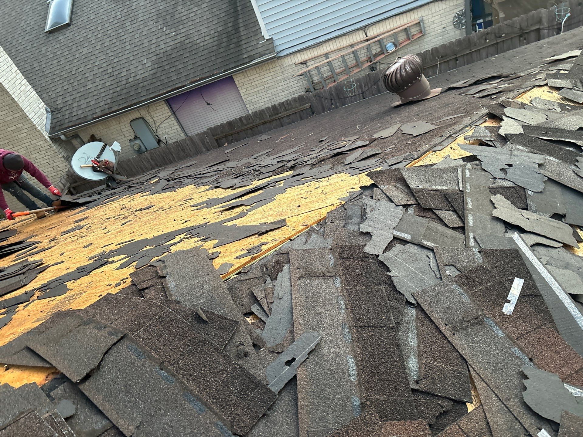 Roof Replacement Missouri City by Roof Repair Company