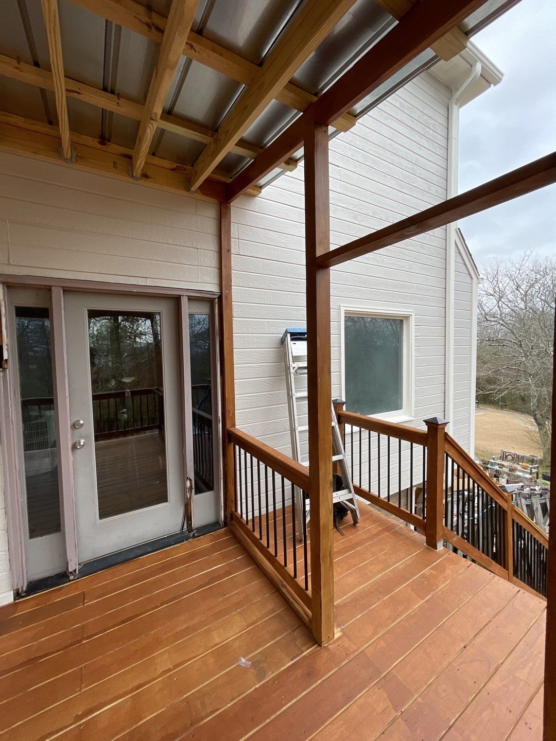 Balmoral Estates Screened Deck  by Pillar and Pine