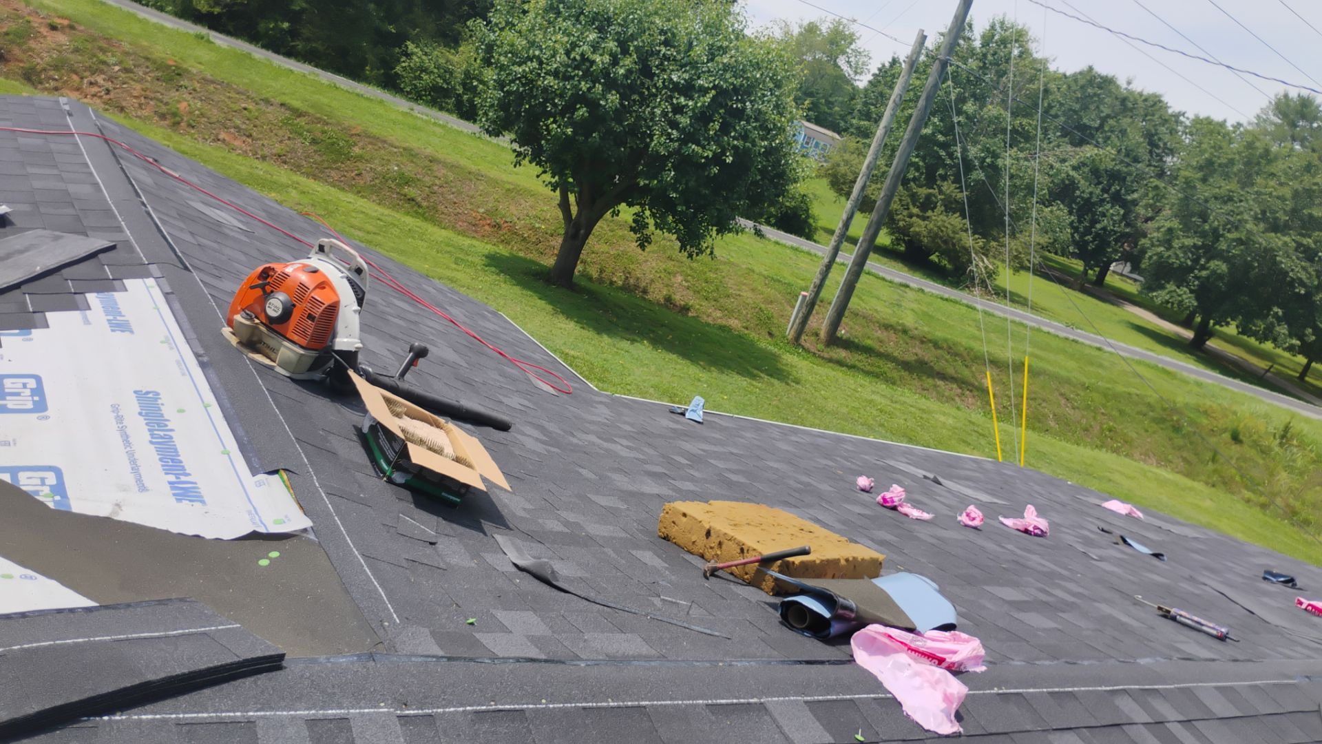 Taylor Roof by BROCK BUILDERS 