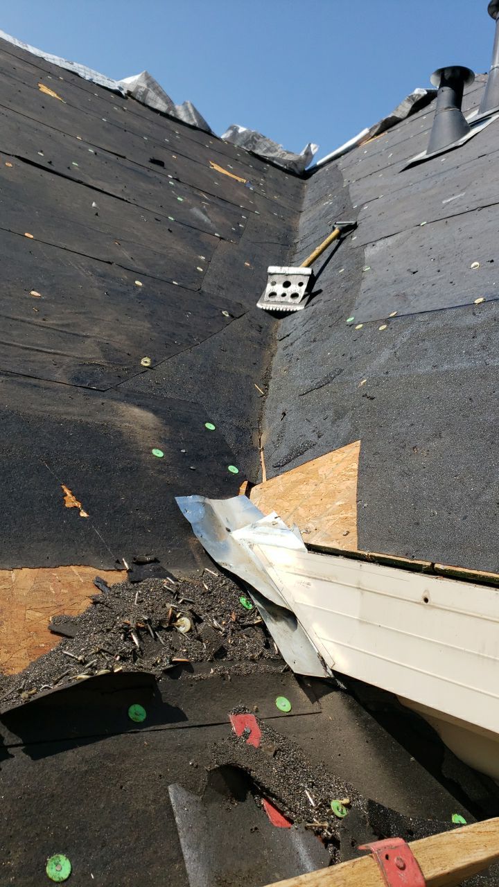 Residential Roofing Installation using GAF Glenwood Premium Shingle by The Roof Doctor