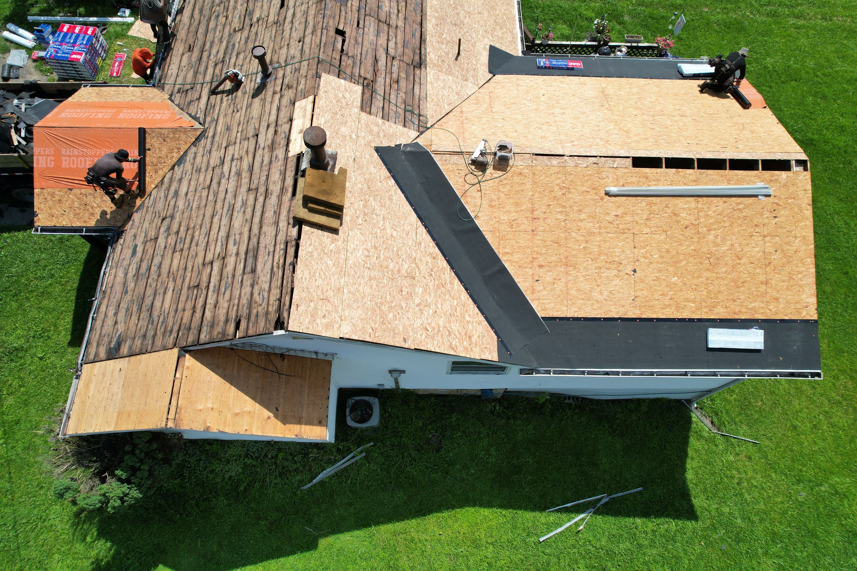 Residential Roofing Installation using GAF Timberline HDZ Barkwood by Rainstoppers Roofing