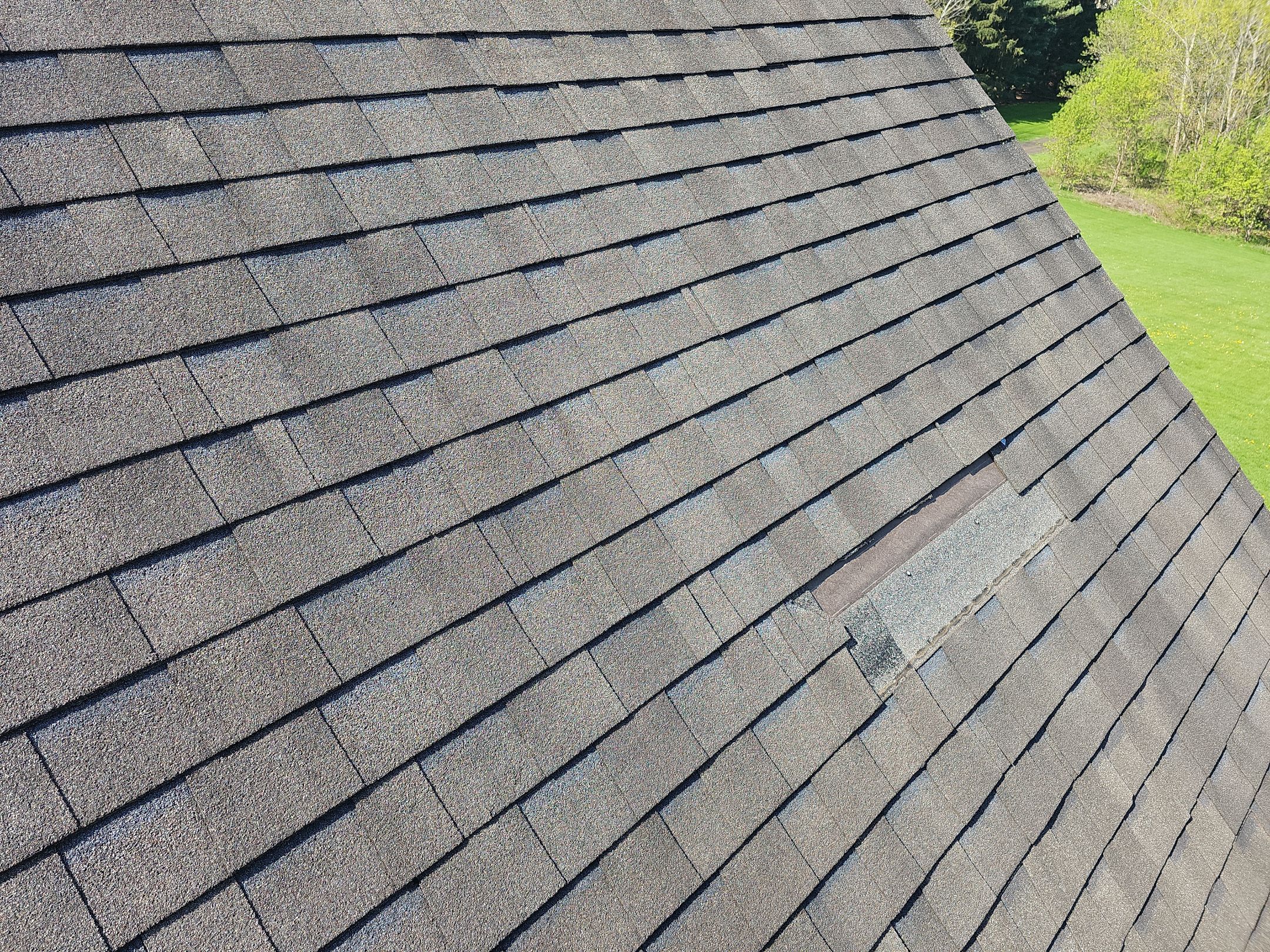 ATLAS PINNACLE COLOR: WEATHERED SHADOW by Eagle Eye Roofing