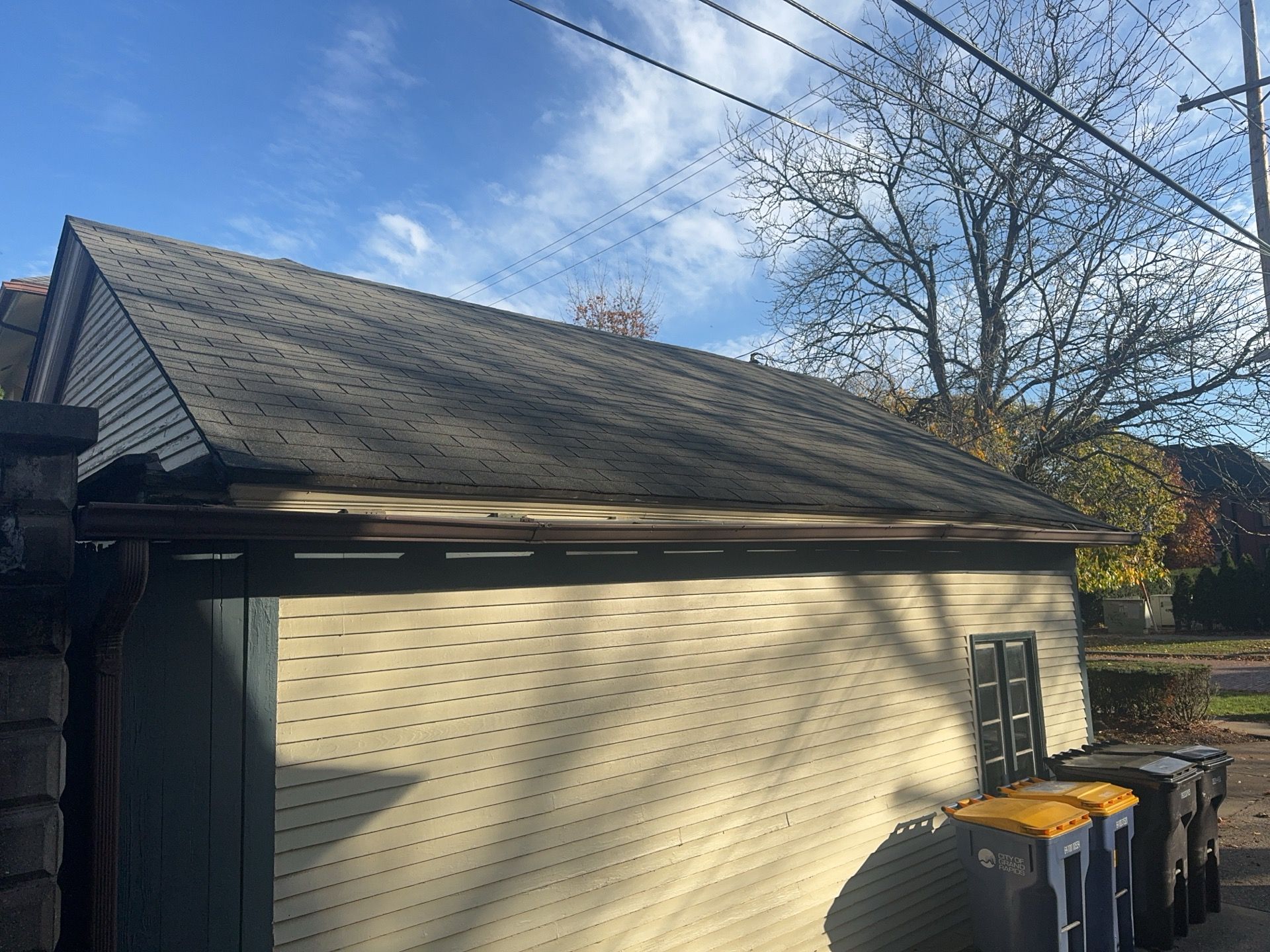 Residential Roofing Installation using GAF TIMBERLINE HDZ by Avalon Roofing and Exteriors