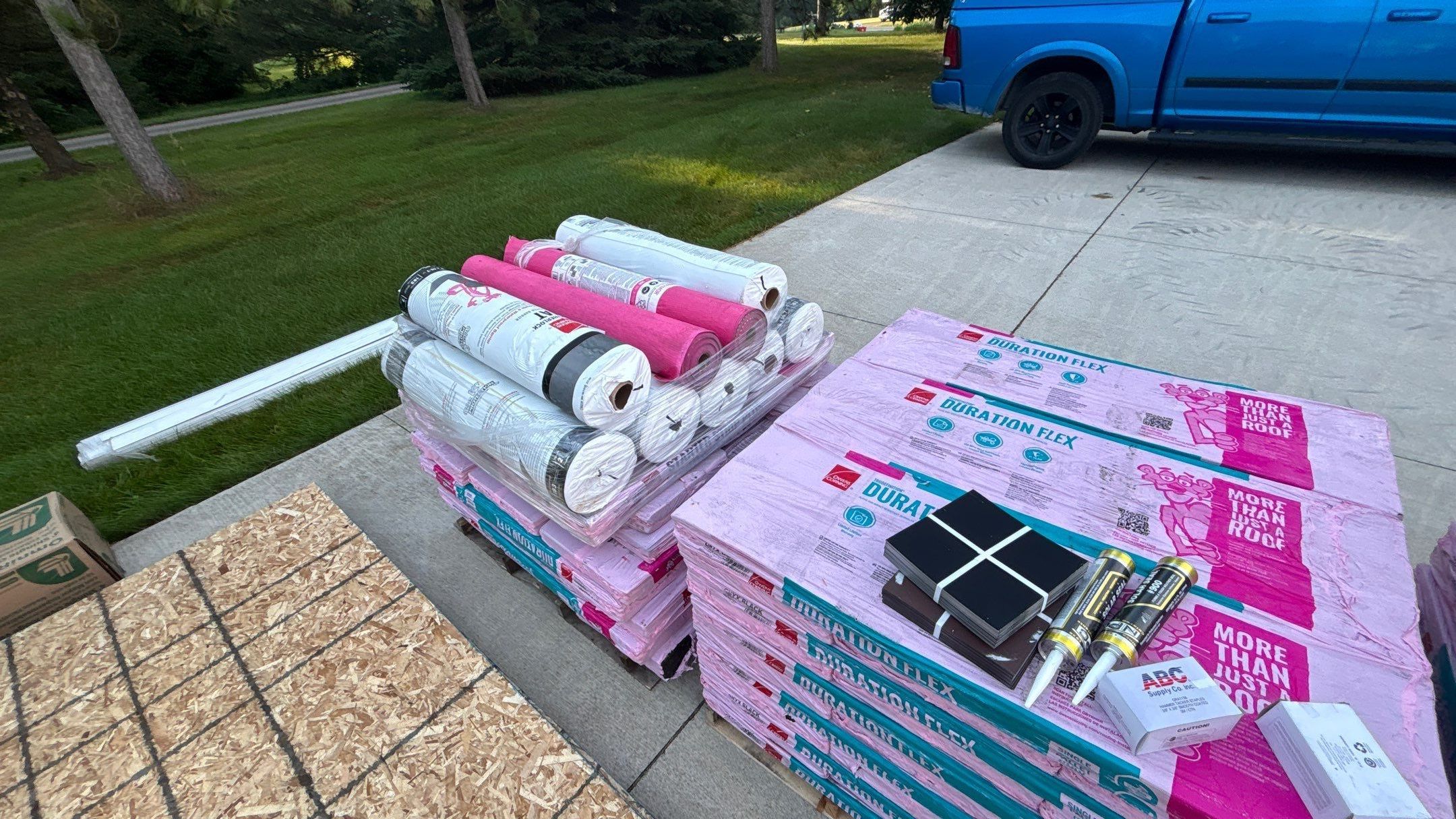 Roof Replacement using Owens Corning Onyx Black by 180 Contractors