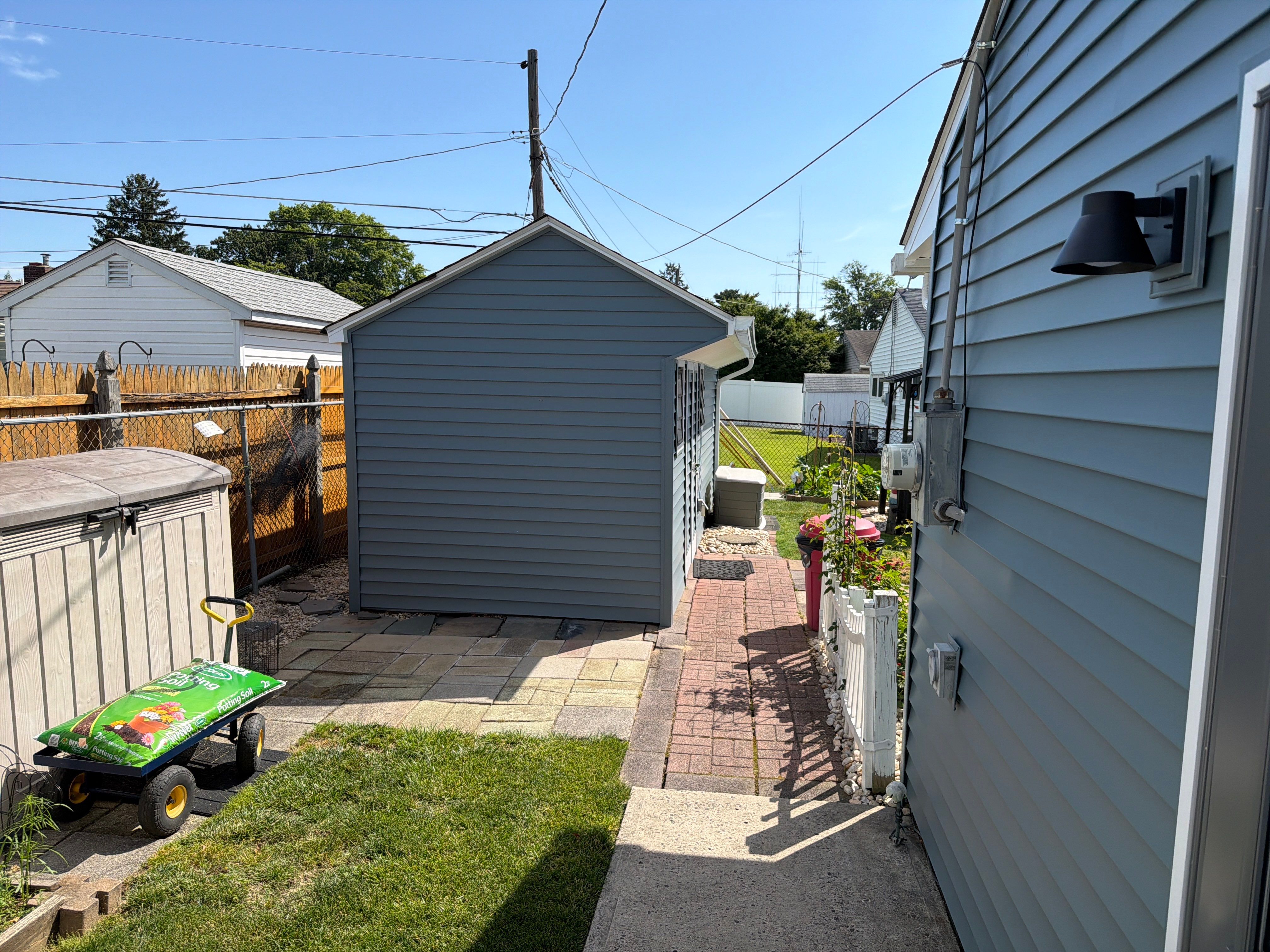 Full Vinyl Siding and Window Replacement in Levittown by Stofan Construction LLC