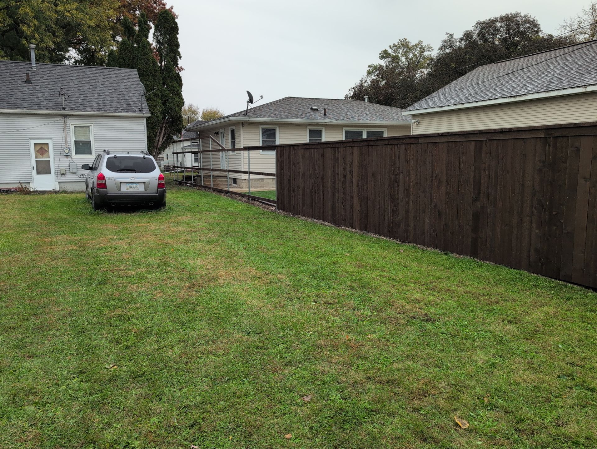 Perfect Picket Fence and Stain featured photo.