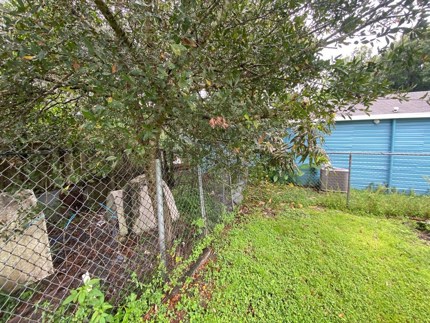 Bradenton, FL 6 ft. Tall White Vinyl Privacy Fence  by Asap fence and gates, LLC