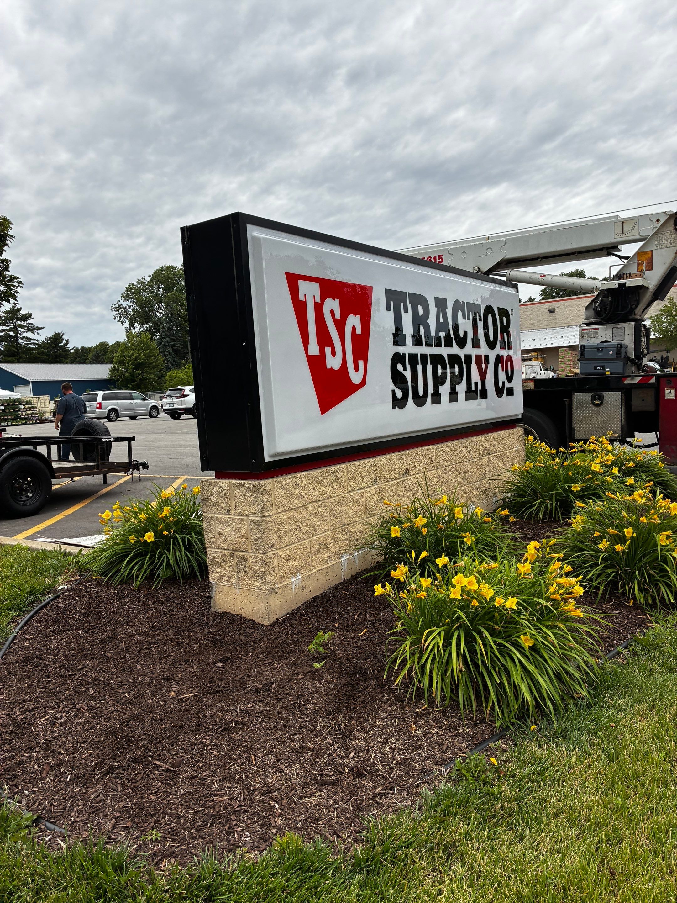 Tractor Supply Co. Exterior Monument Sign Installation in Mishawaka by Hayes Design co