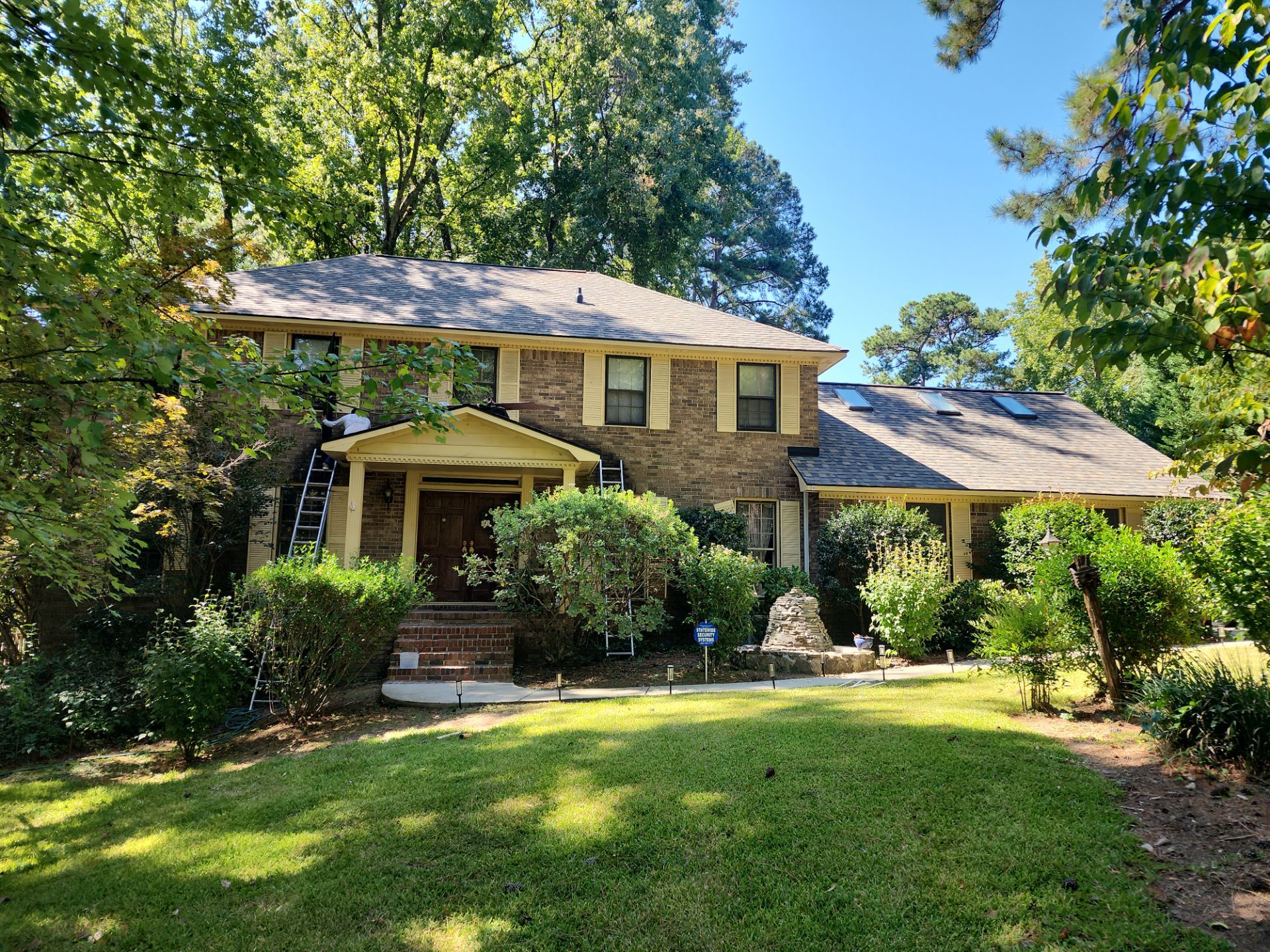 NEW ROOF WITH TRIM RESTORATION by Indigo State Roofing