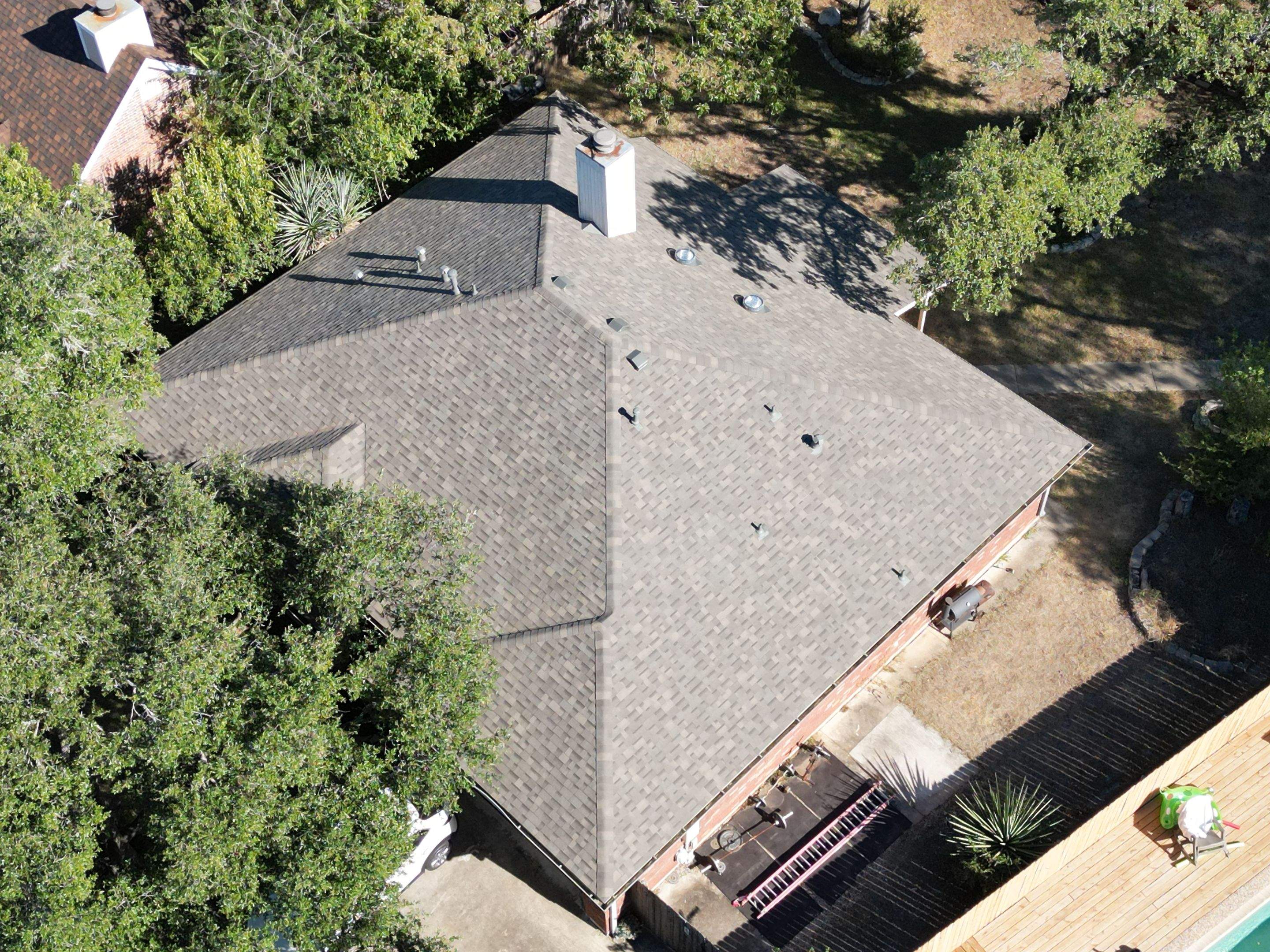 Weathered Wood - Malarkey Highlander by RoofsOnly.com