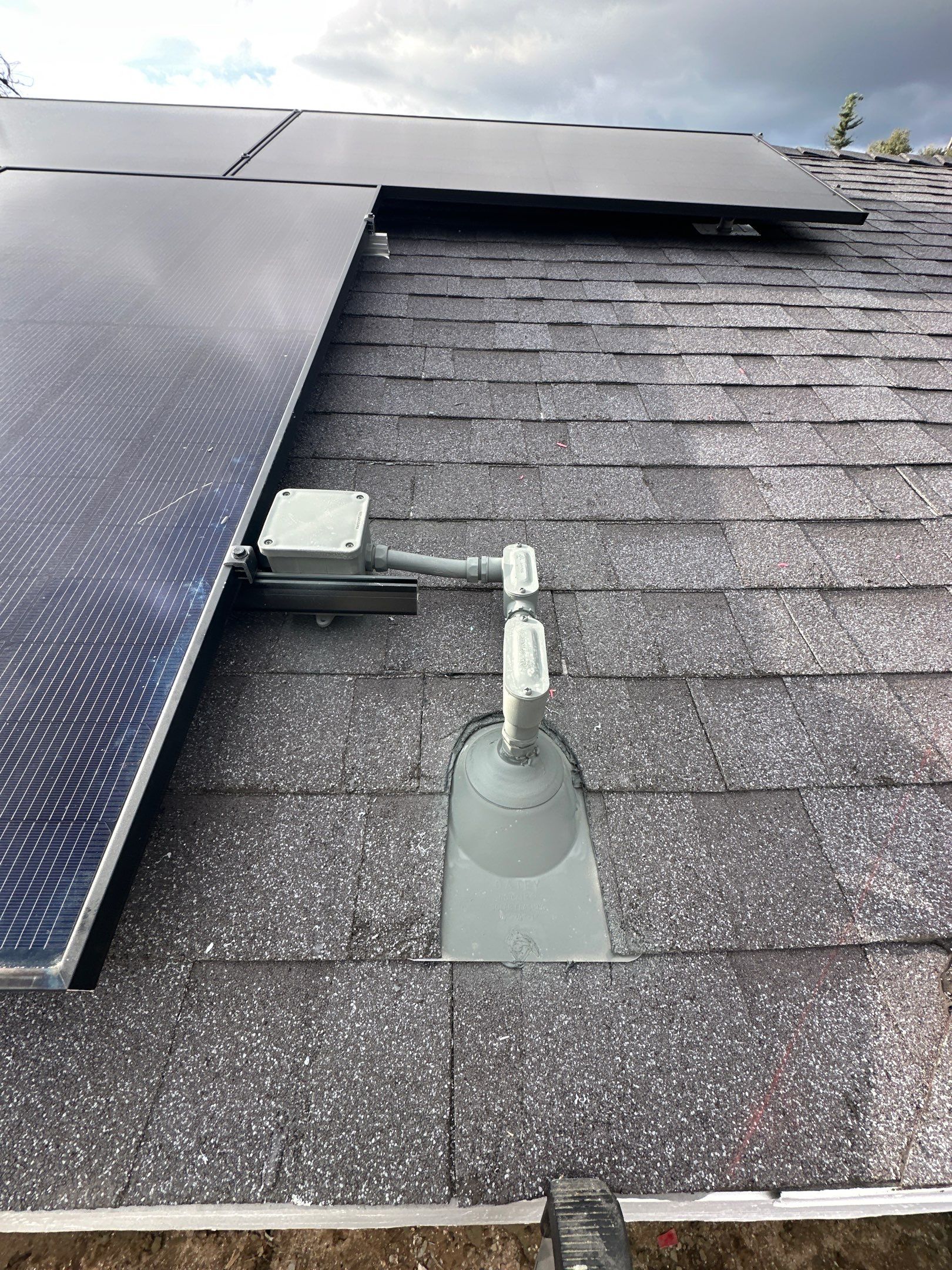 Altadena Residential Solar and Tesla Powerwall 3 Battery Installation by AWS Solar