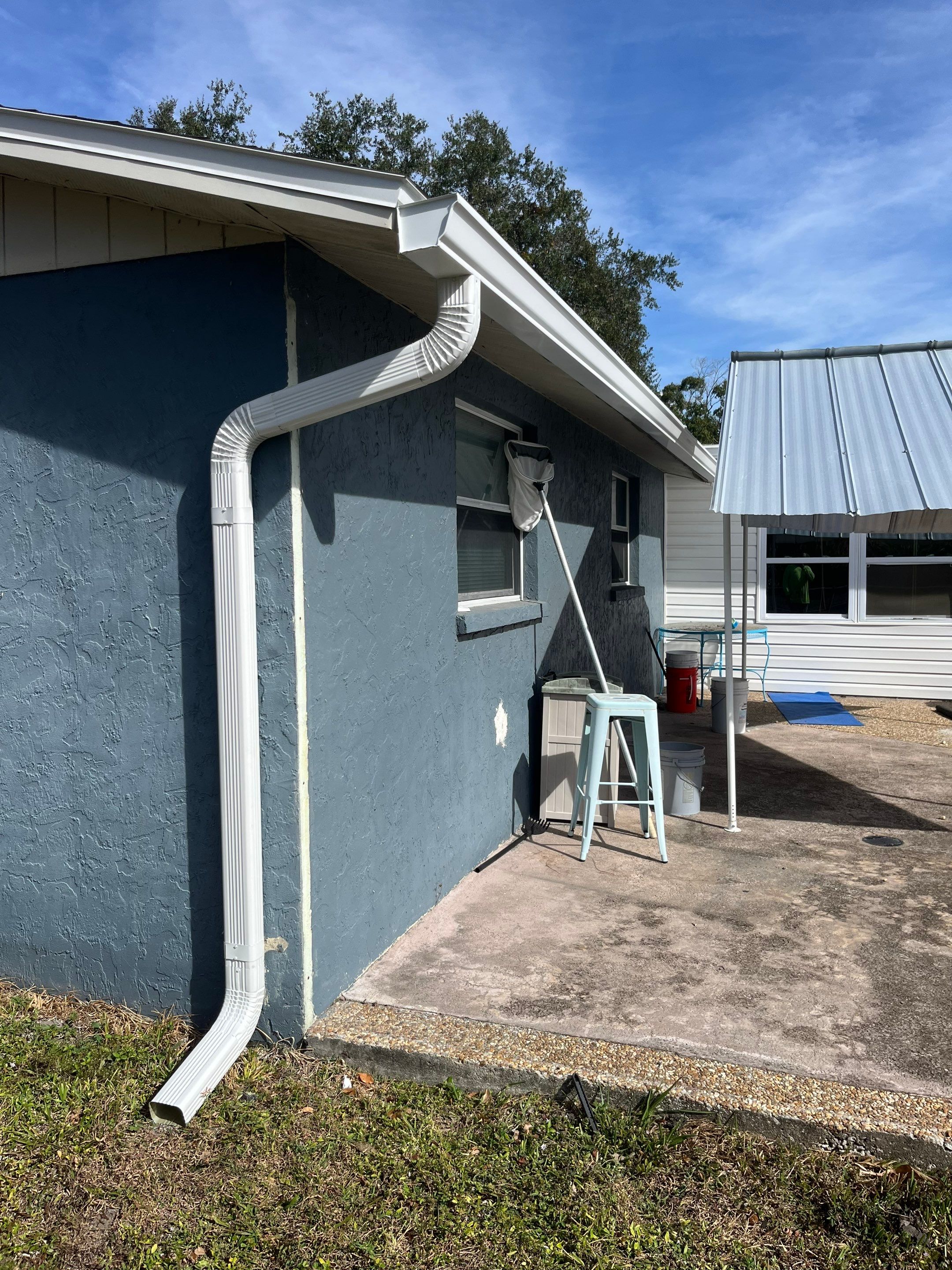 White 6-inch K-Style Gutters for Sarasota Homes by Gutter Professors