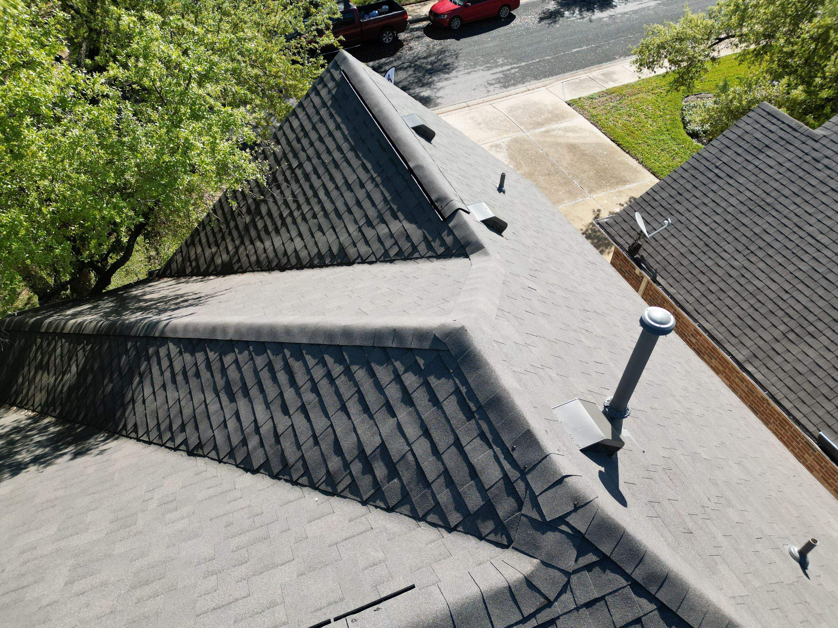 Weathered Wood - Malarkey Highlander by RoofsOnly.com