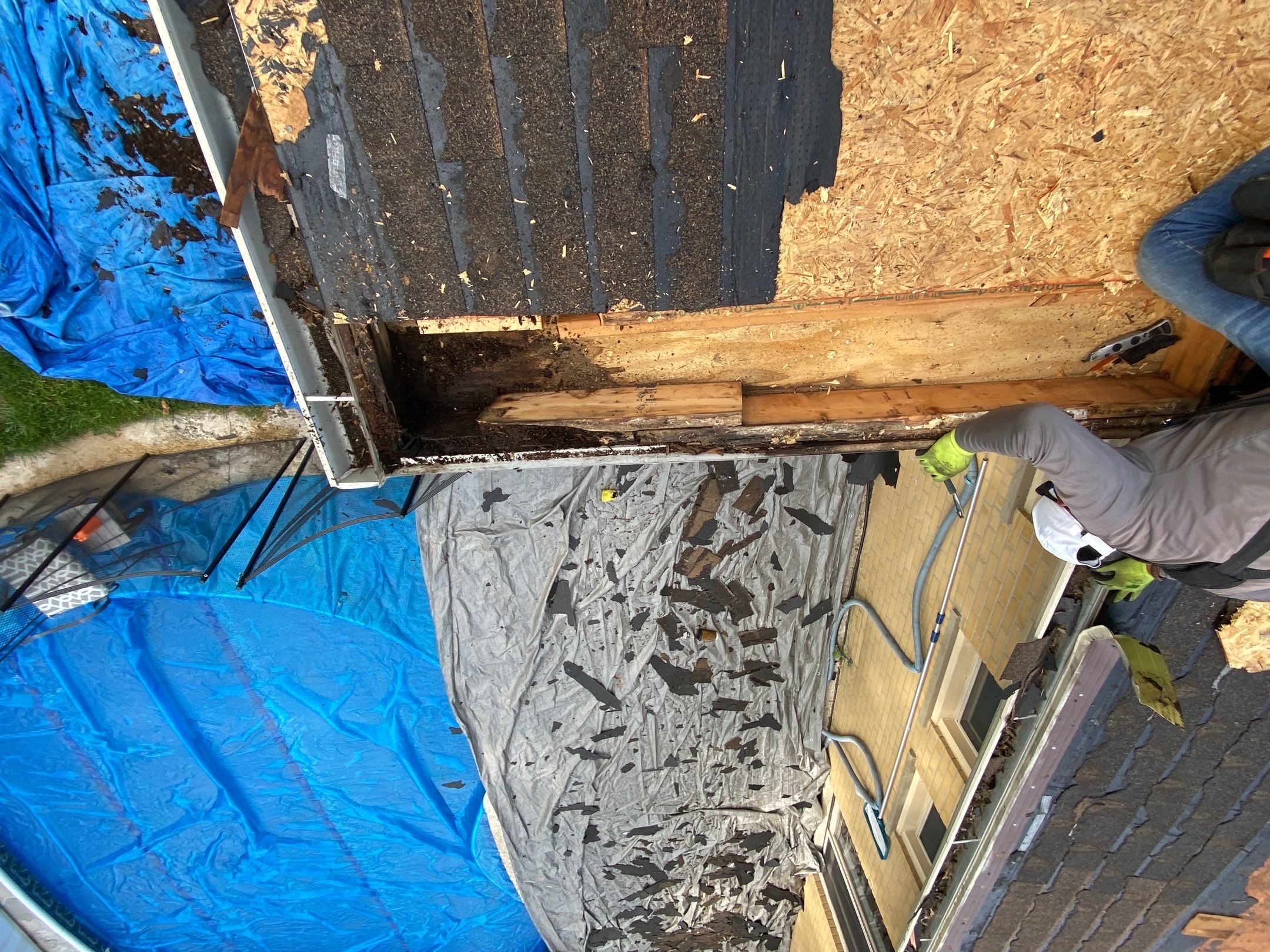 Roof Replacement using CertainTeed Landmark by 180 Contractors