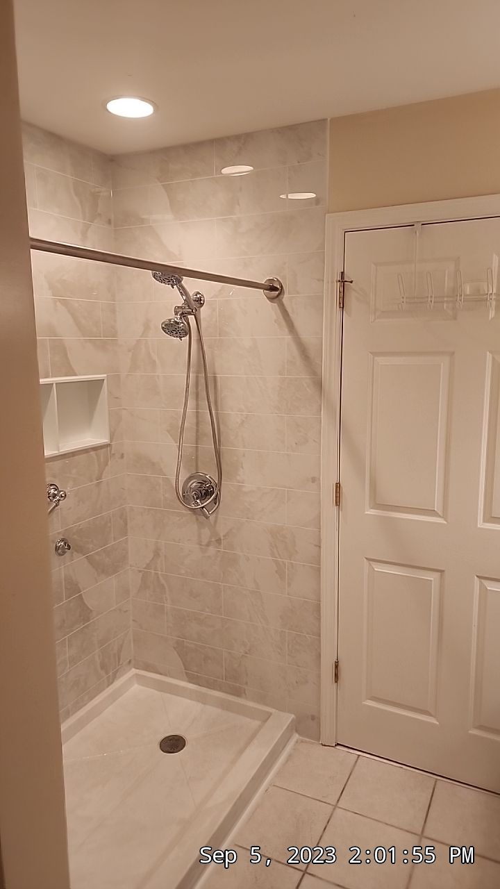 2 wet areas, 1 room by BathPlanet SW Virginia