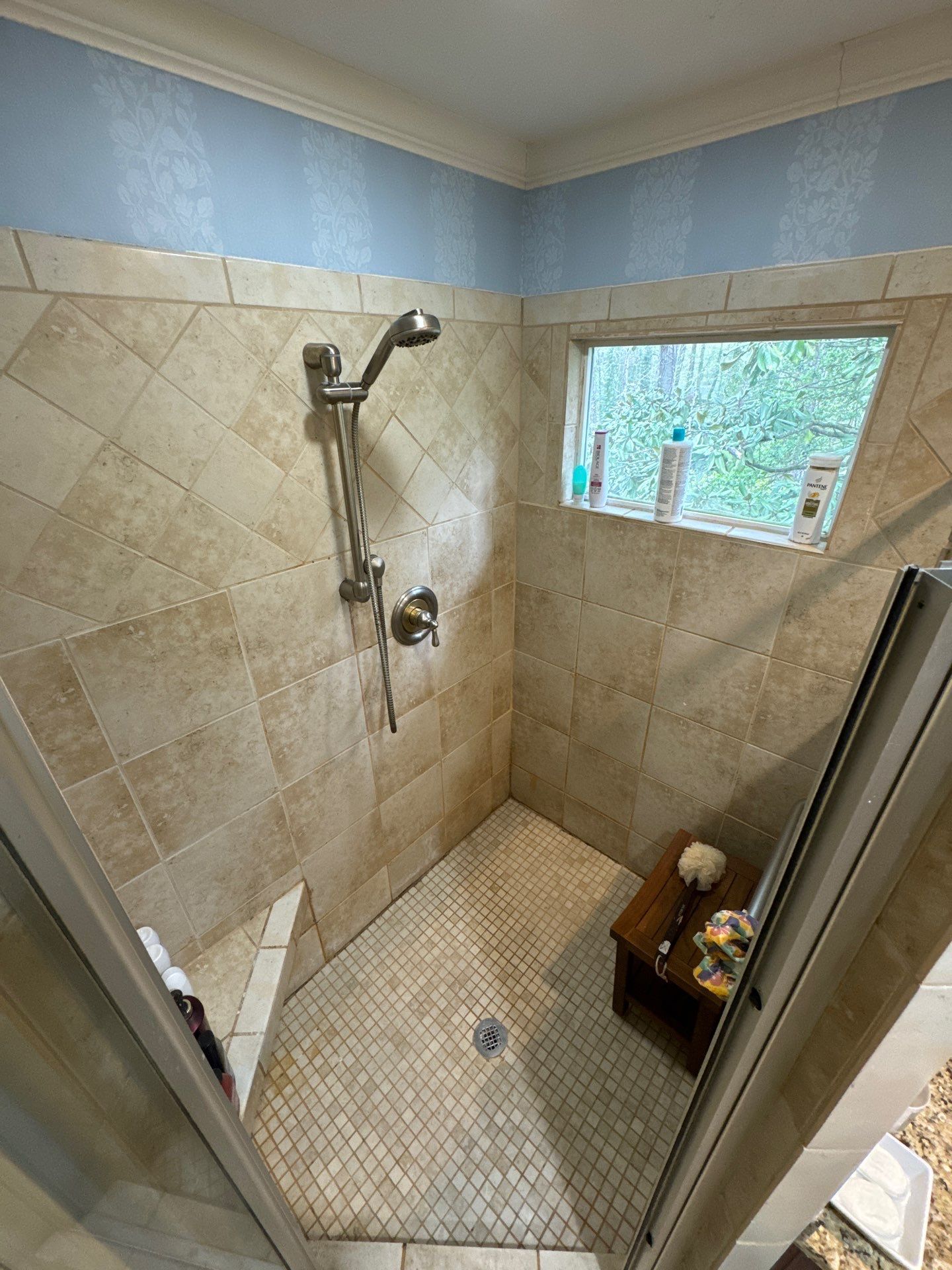 Master bathroom renovation by Prudencio