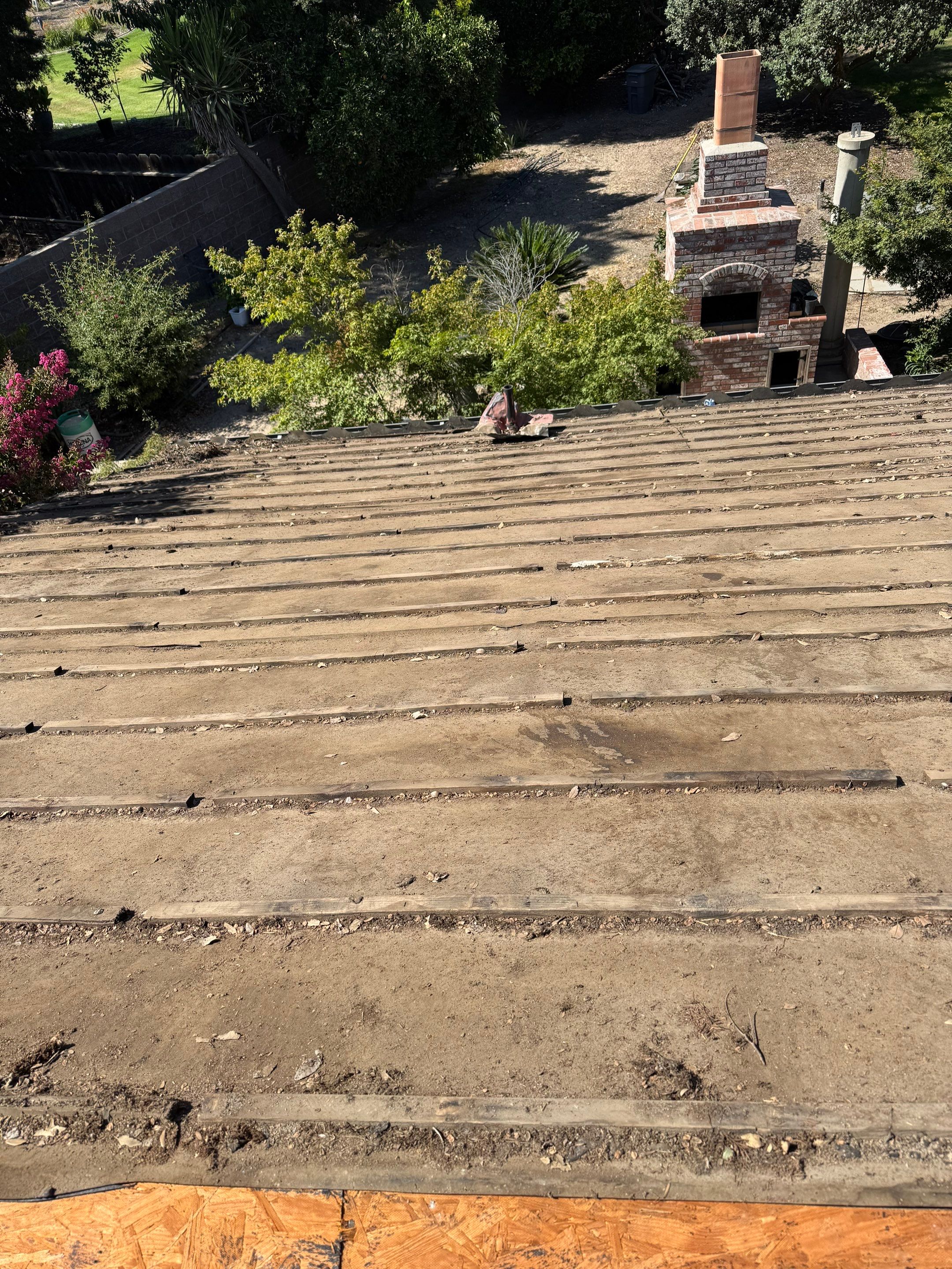 Presidential shingle roof by Straight Edge Roofing Inc