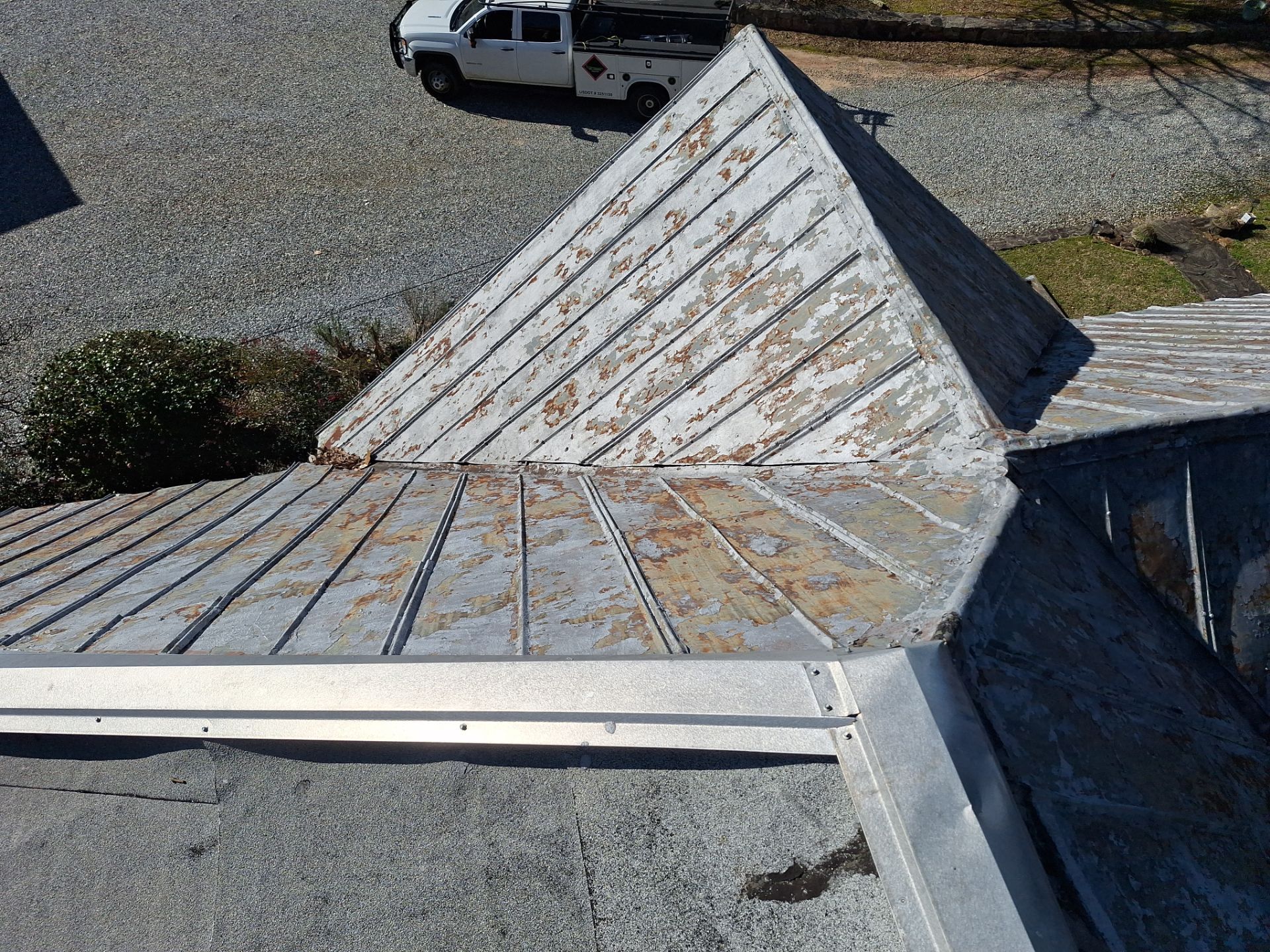 Residential Roofing Sealant  by iGreen Solutions