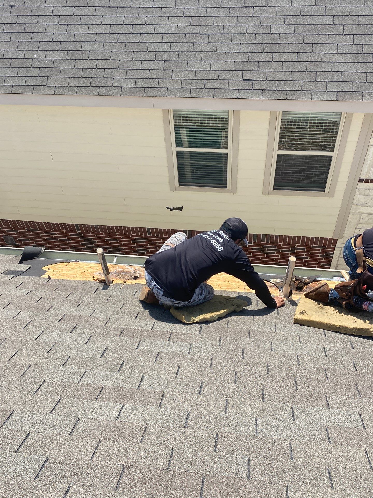 Hail Damage using Owen's Corning Duration (Lifetime) Shingles by Roof Repair Company