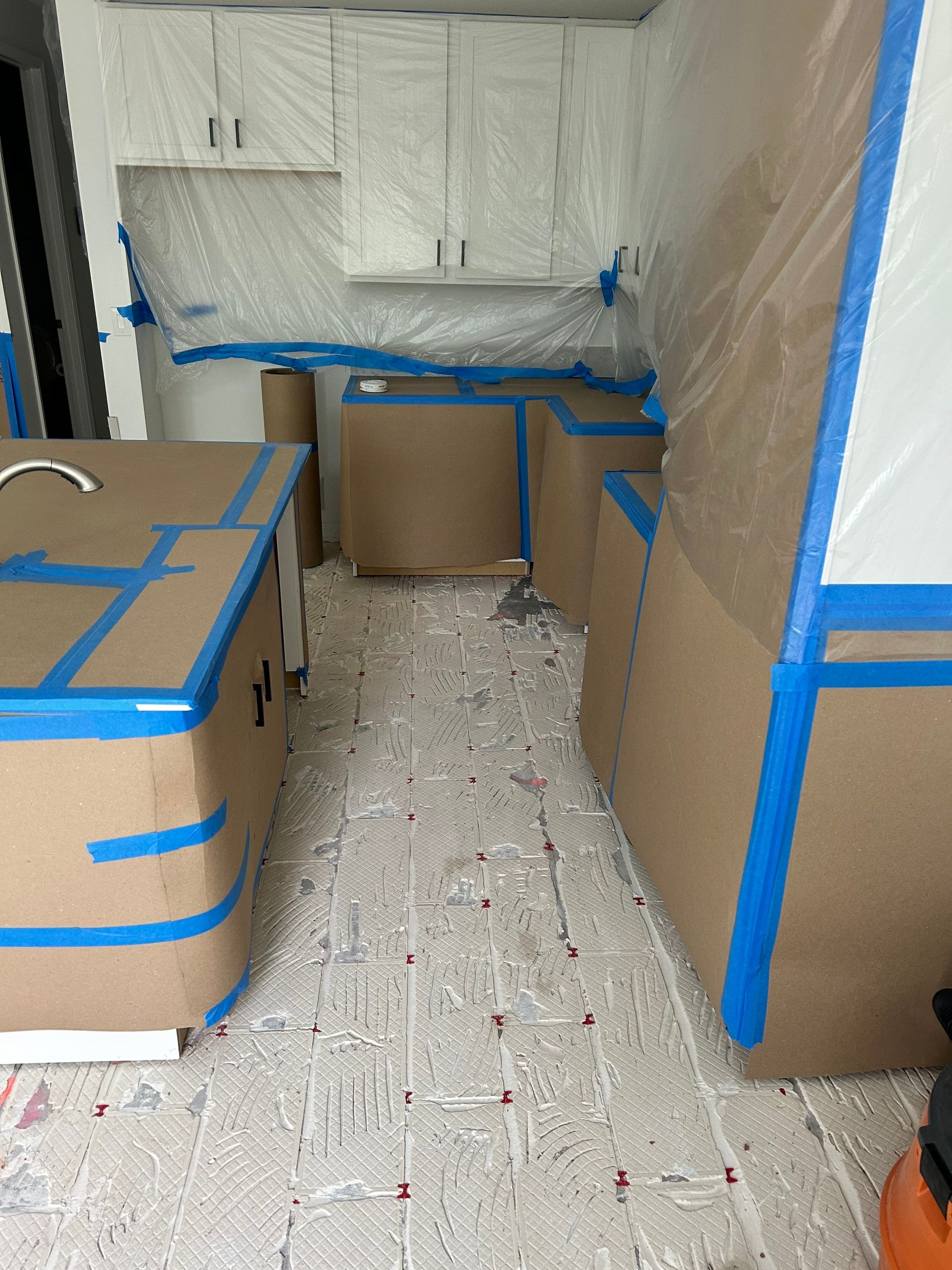 Floors and Baseboards - Wellington by Hevi Tile