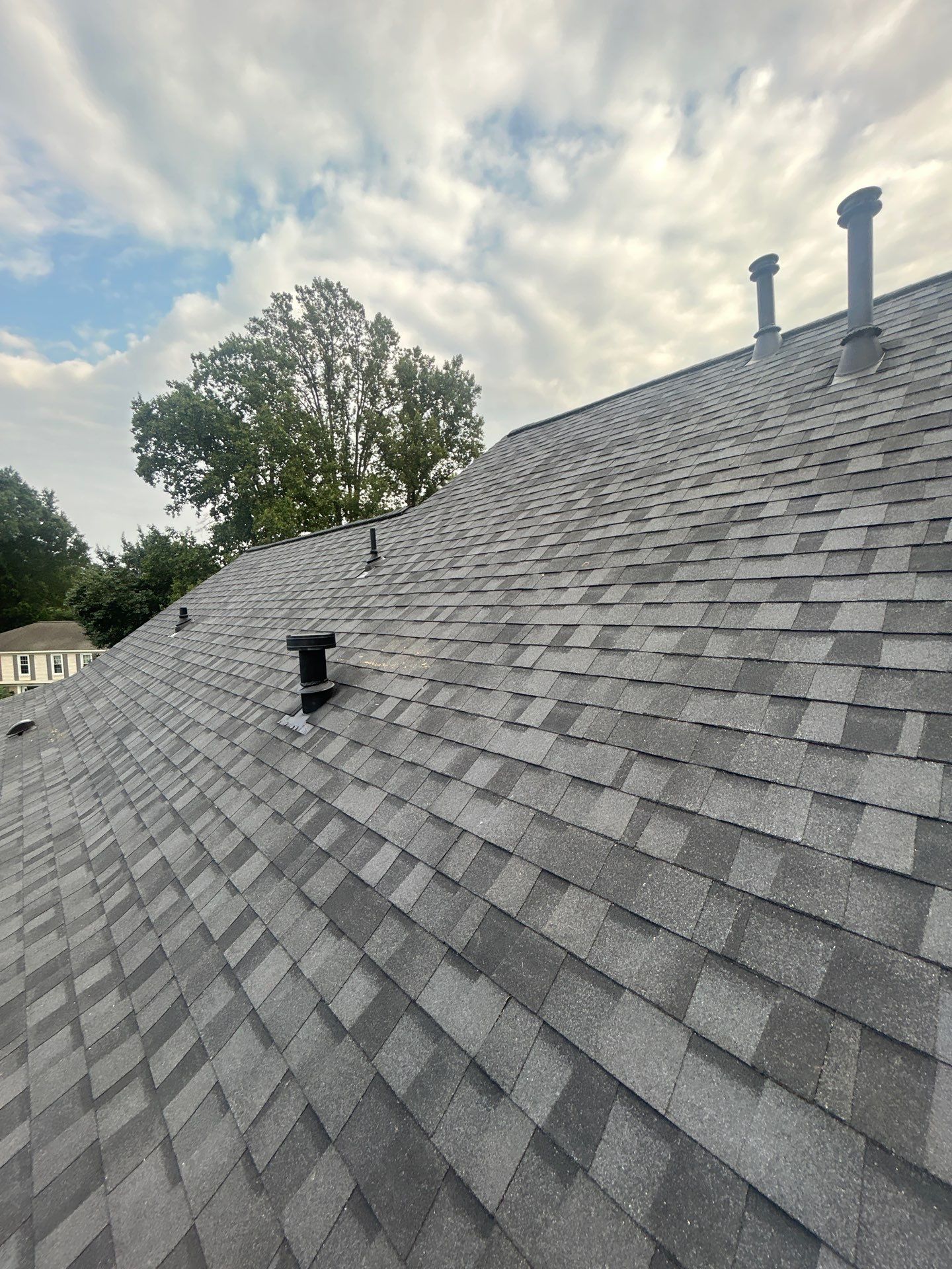 Great Falls : residential Roof with CertainTeed Landmark Pro in Max Def Moire Black  by RM Banning, Inc.
