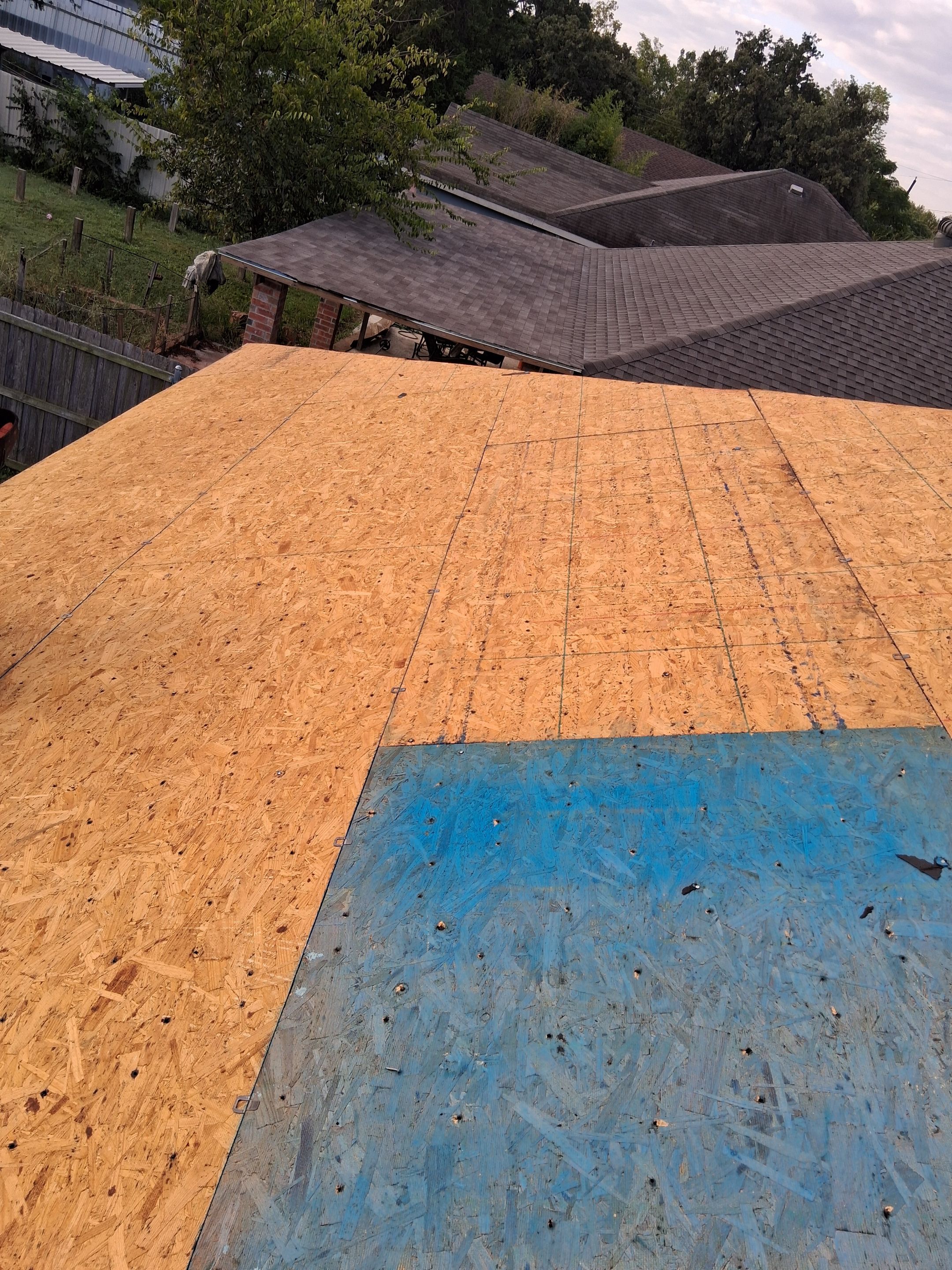 GAF Natural Shadow Charcoal  by Top Sun Roofing