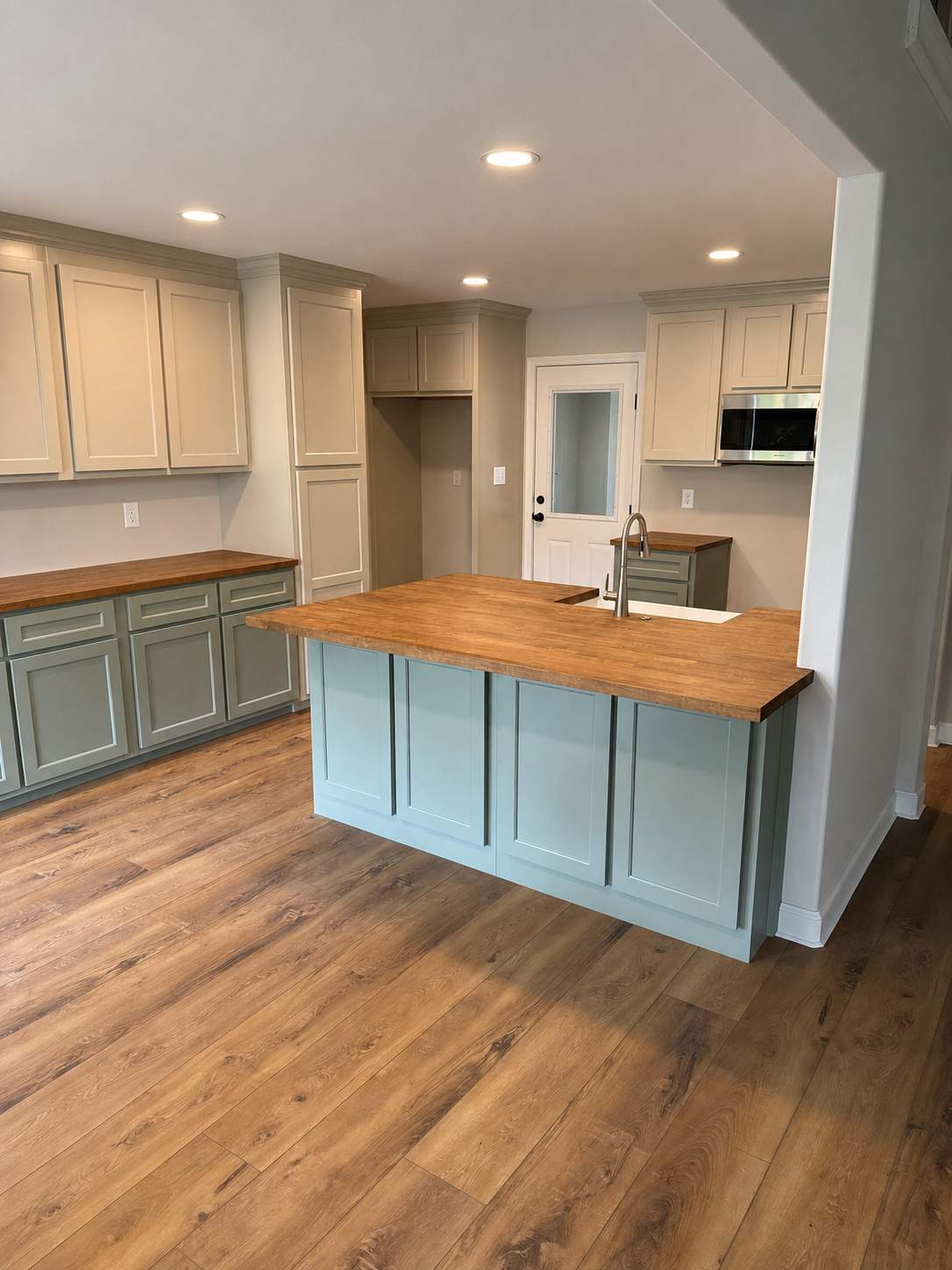 Kitchen Remodel by CMT Construction LLC