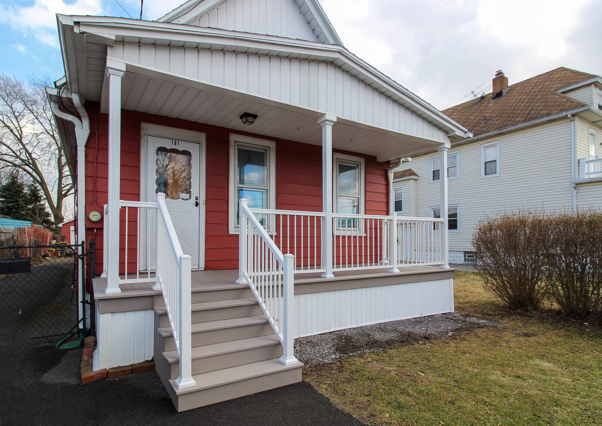 Porches by Ivy Lea Construction