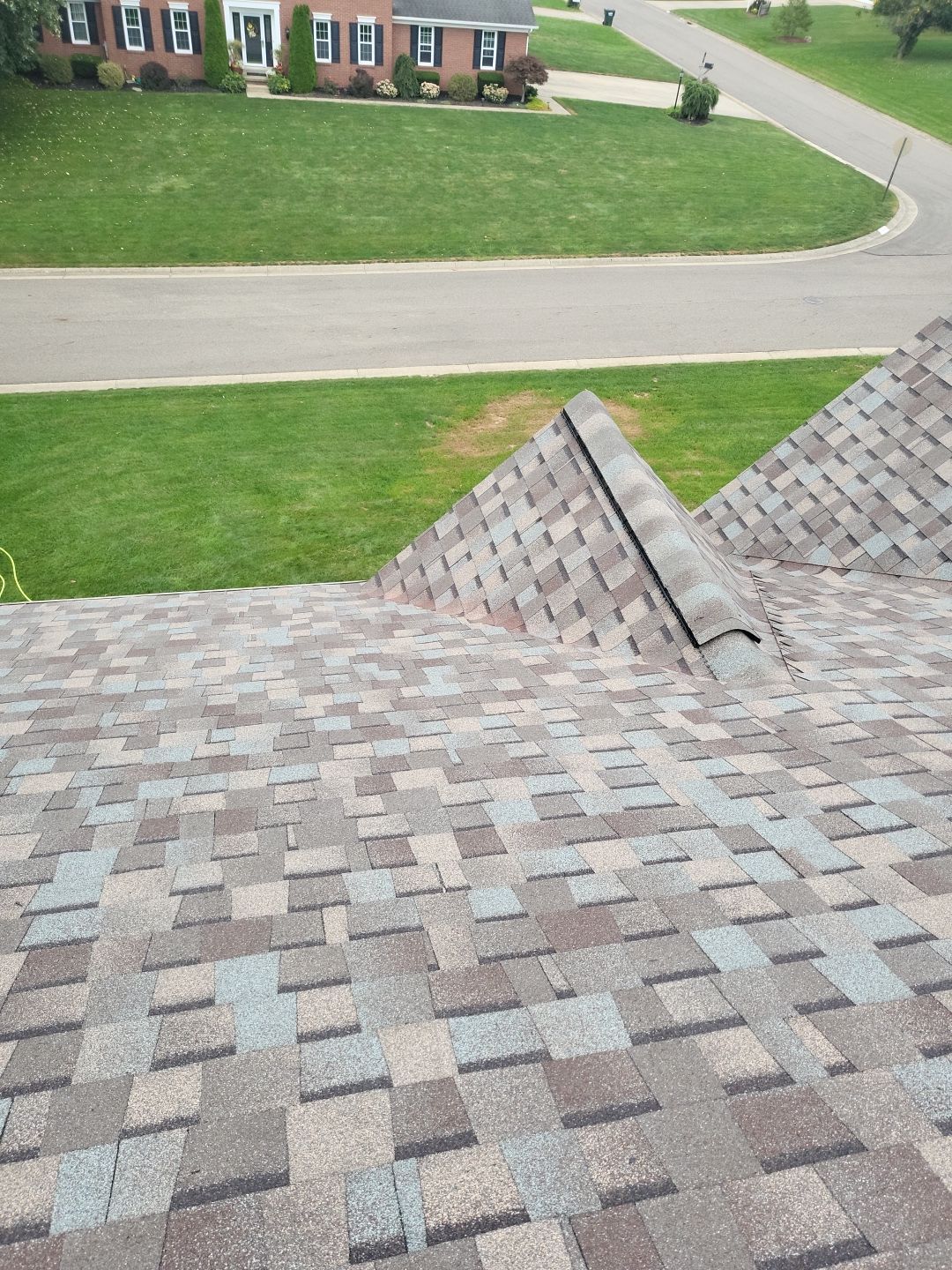 ATLAS PINNACLE COLOR: MAJESTIC SHAKE by Eagle Eye Roofing