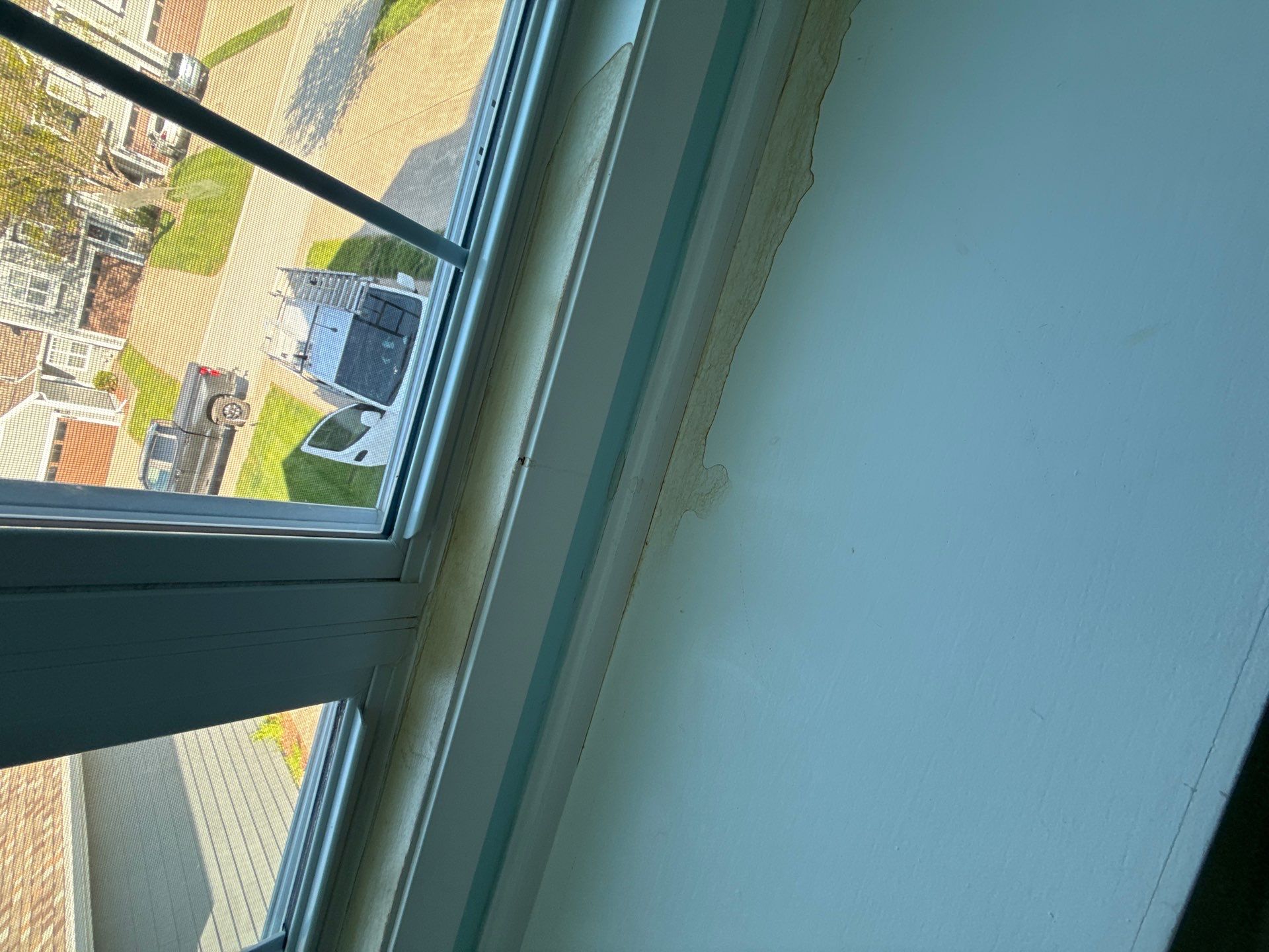 Condo Repaint Walls in Urbandale by Midwest Paint LLC