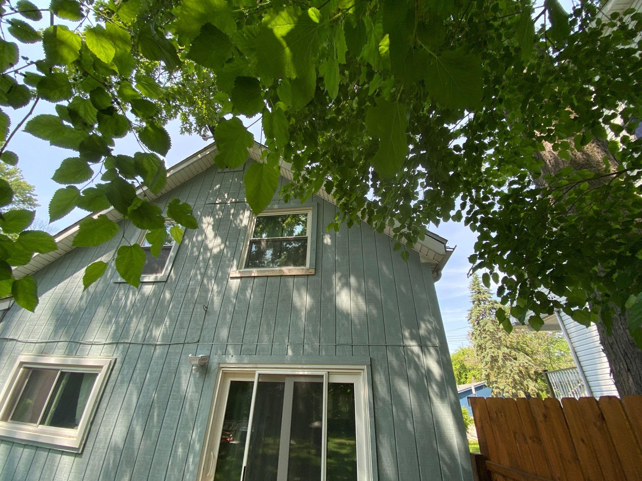 Siding Replacement using CertainTeed Restoration Classis D4 by 180 Contractors