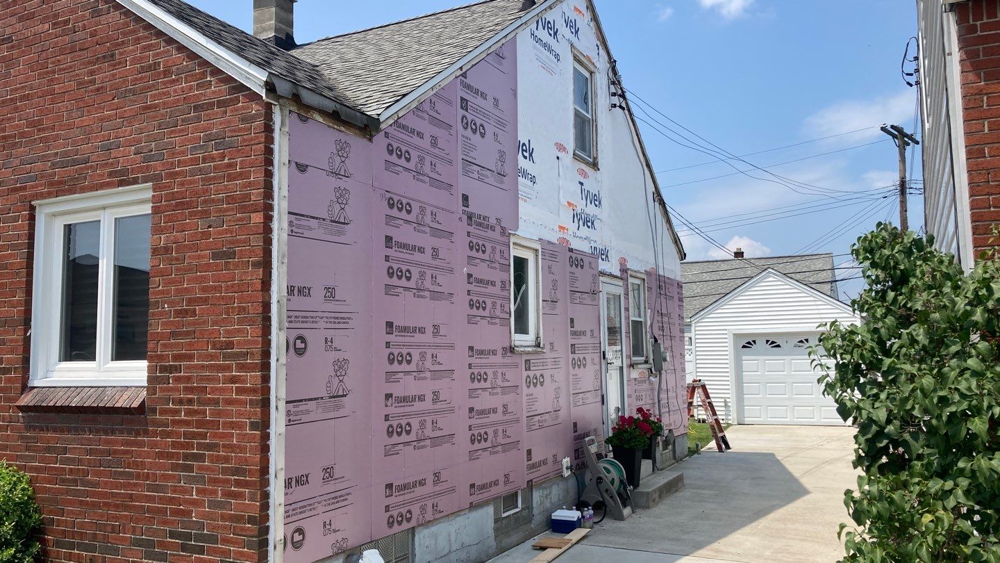 Exterior Siding and Window Replacement by Ivy Lea Construction