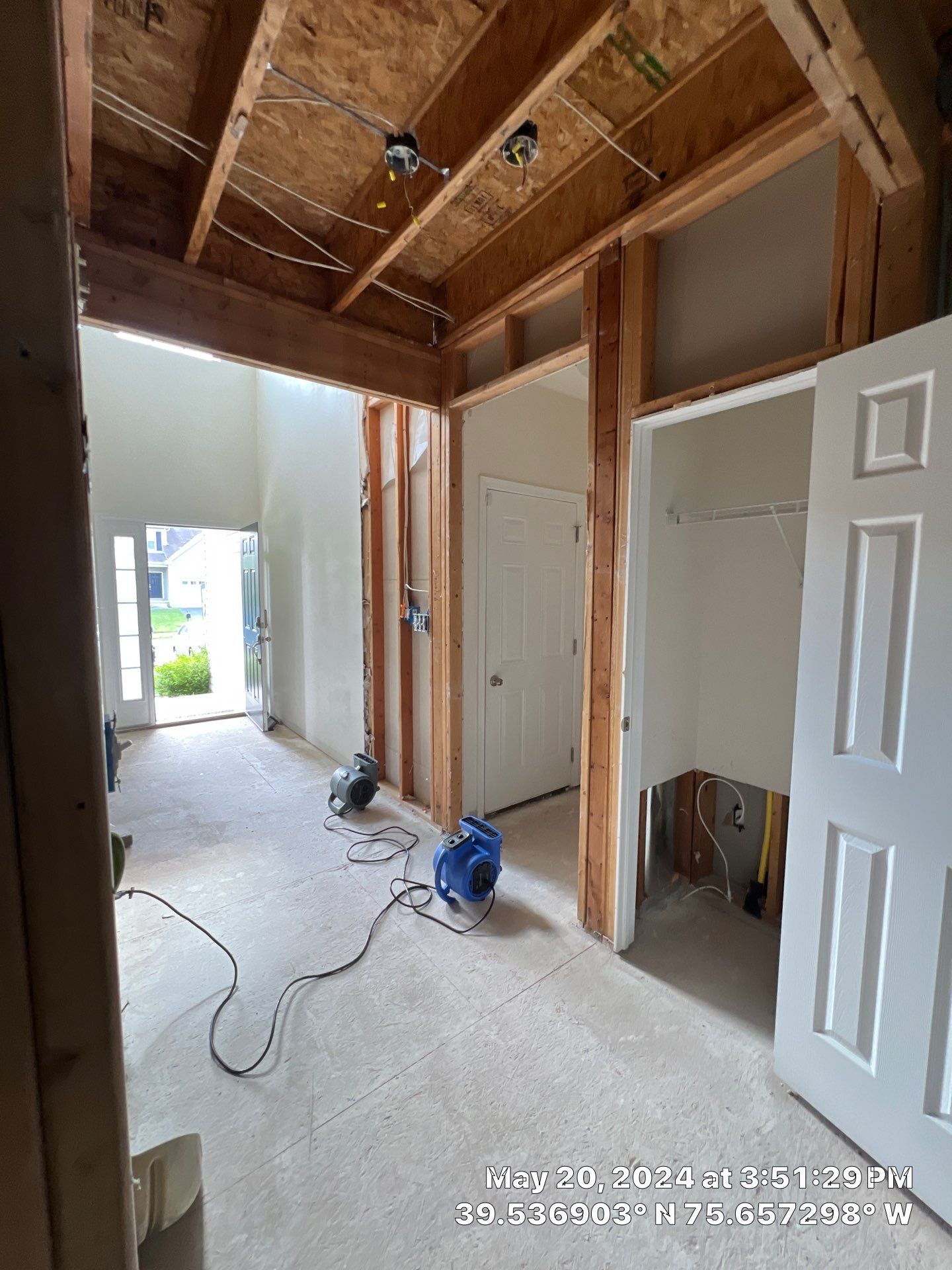 After Hours Emergency Water Extraction and Restoration in Middletown, Delaware by Healthy Home Solutions