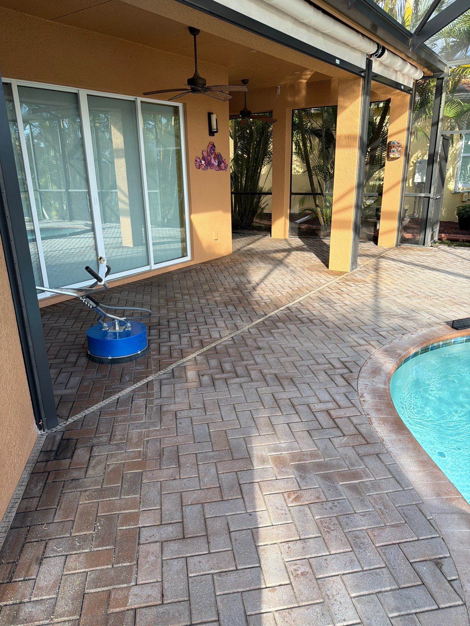 Valencia Lakes Paver Stripping and Sealing for Full Residential Property by Supreme Paver Experts