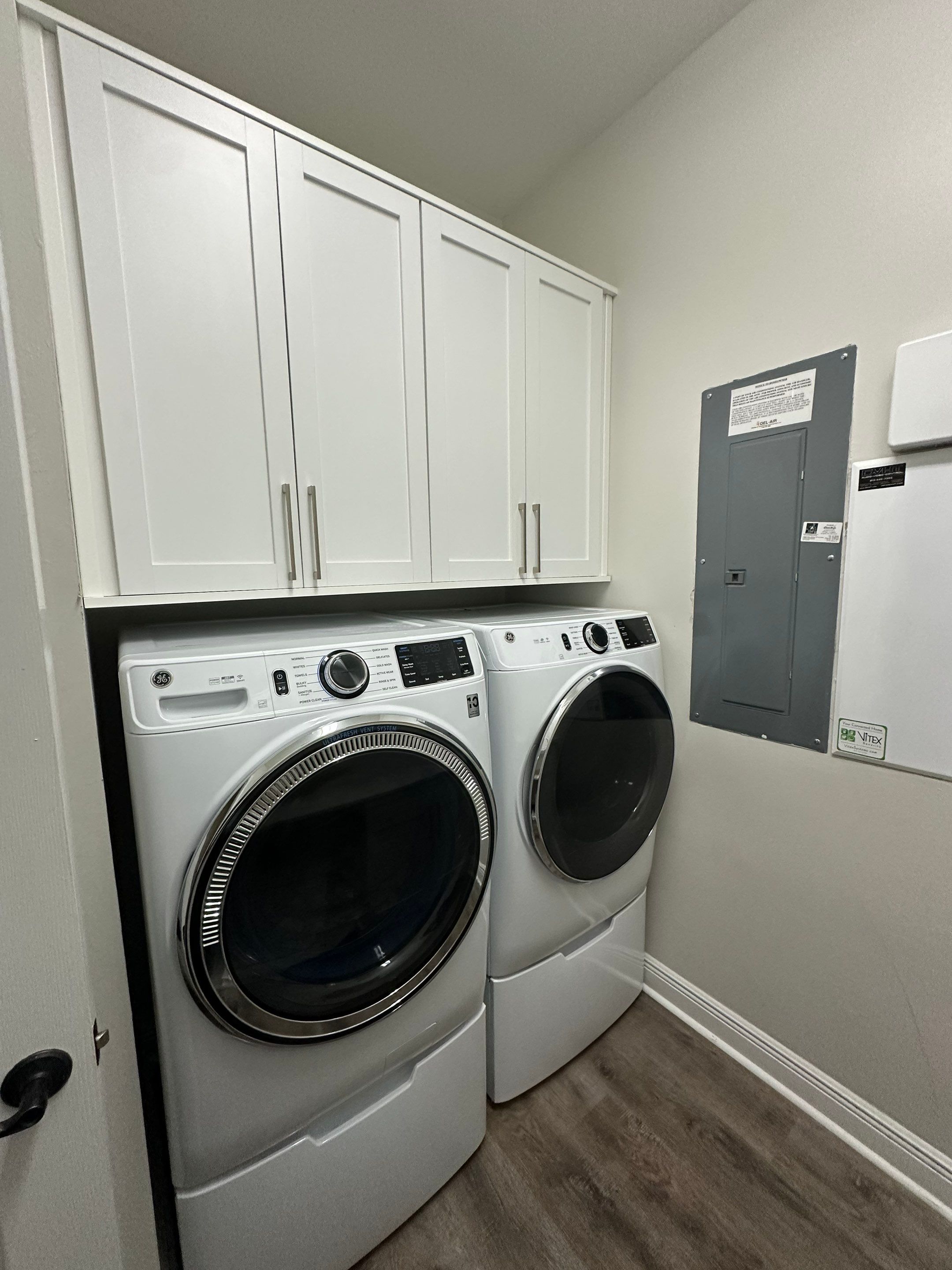 Tampa Garage Makeover and Custom Master Closet Installation by Square 1 Garage and Closet Solutions