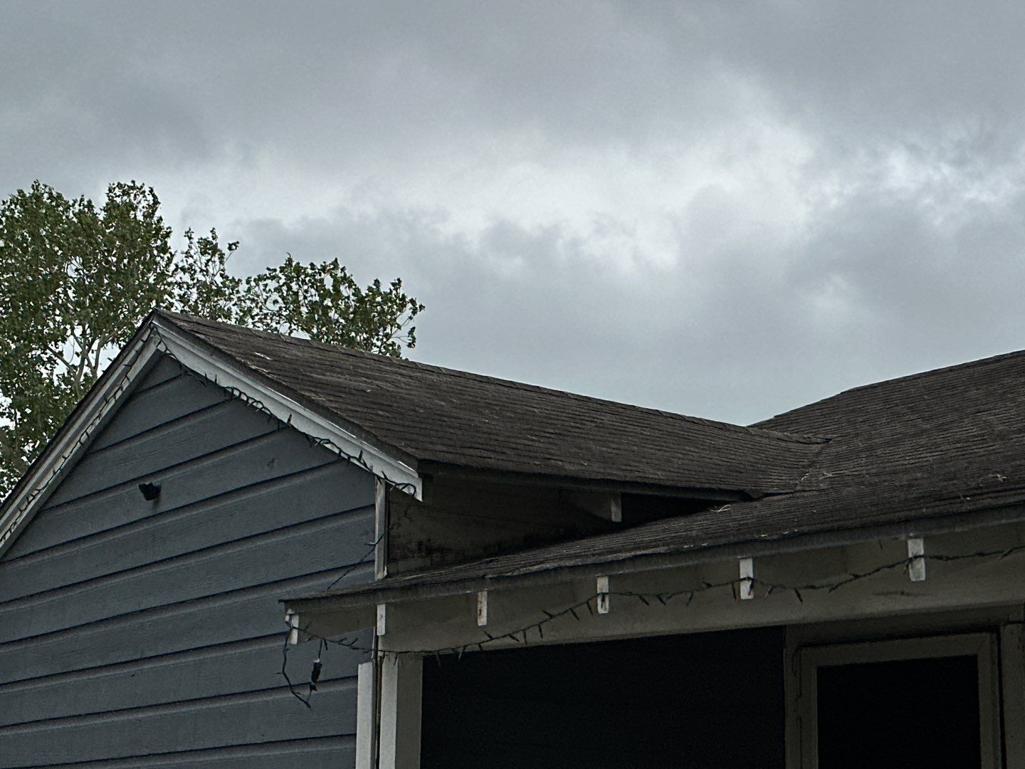 Residential Roofing Installation using Owens Corning Tru Defintion Estate Grey by Galvan Roofing and Construction