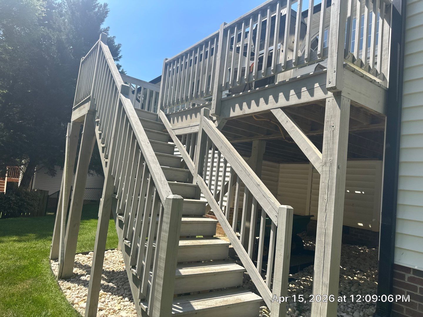 Deck using Wood Sealant by DuraSeal