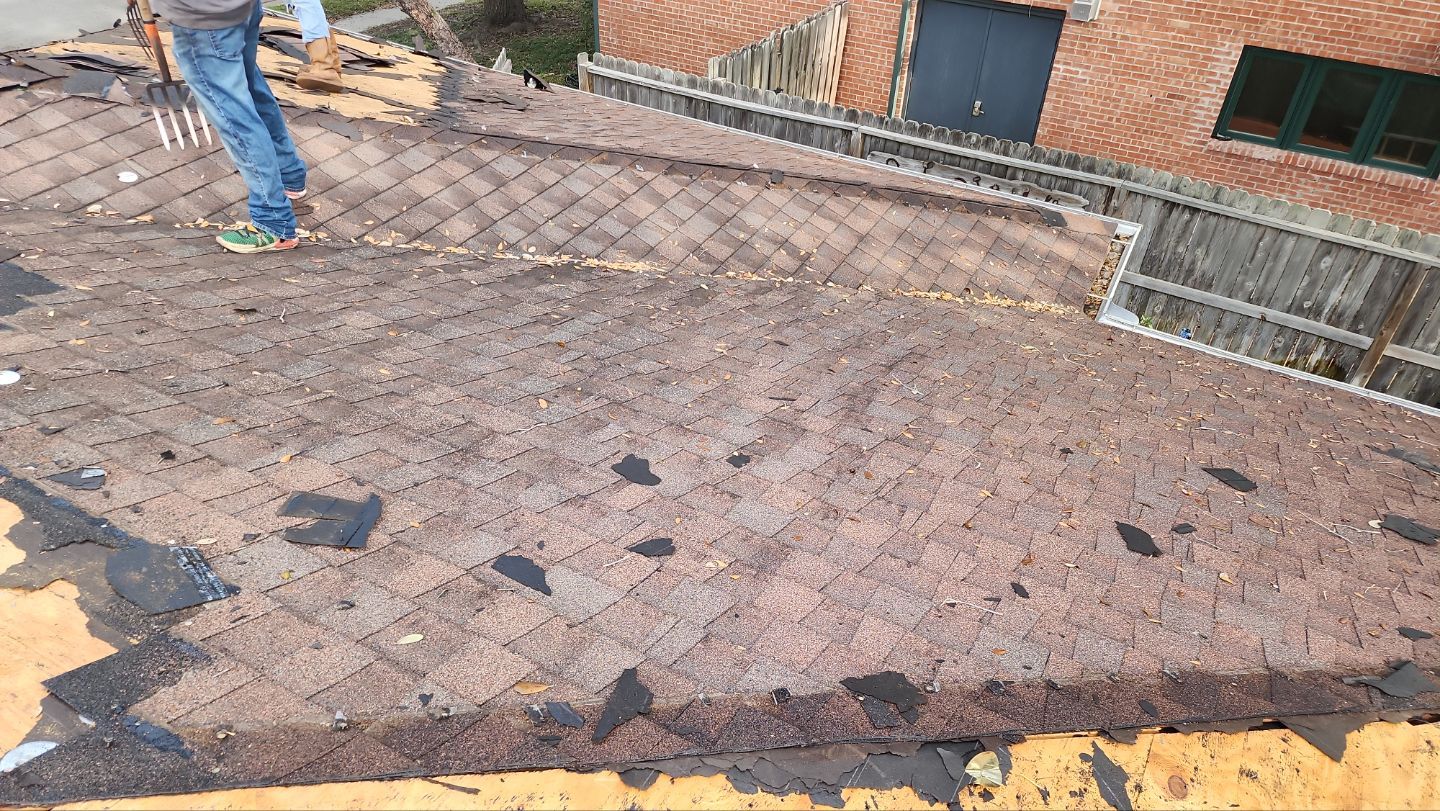 Residential Roofing Installation using Certainteed Landmark Moire Black by Galvan Roofing and Construction