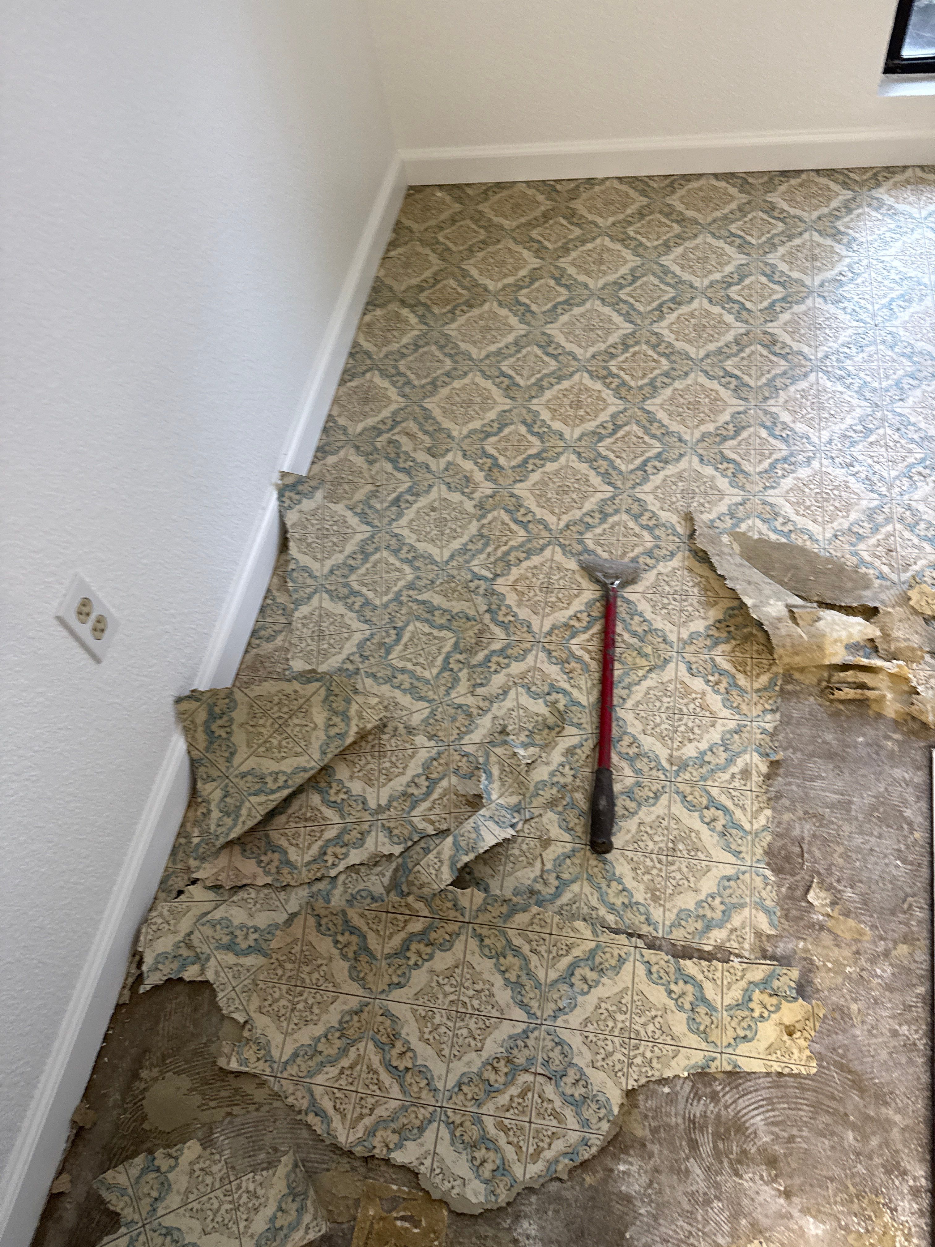 New Kitchen Flooring in Sacramento by Footprints Floors South Sacramento