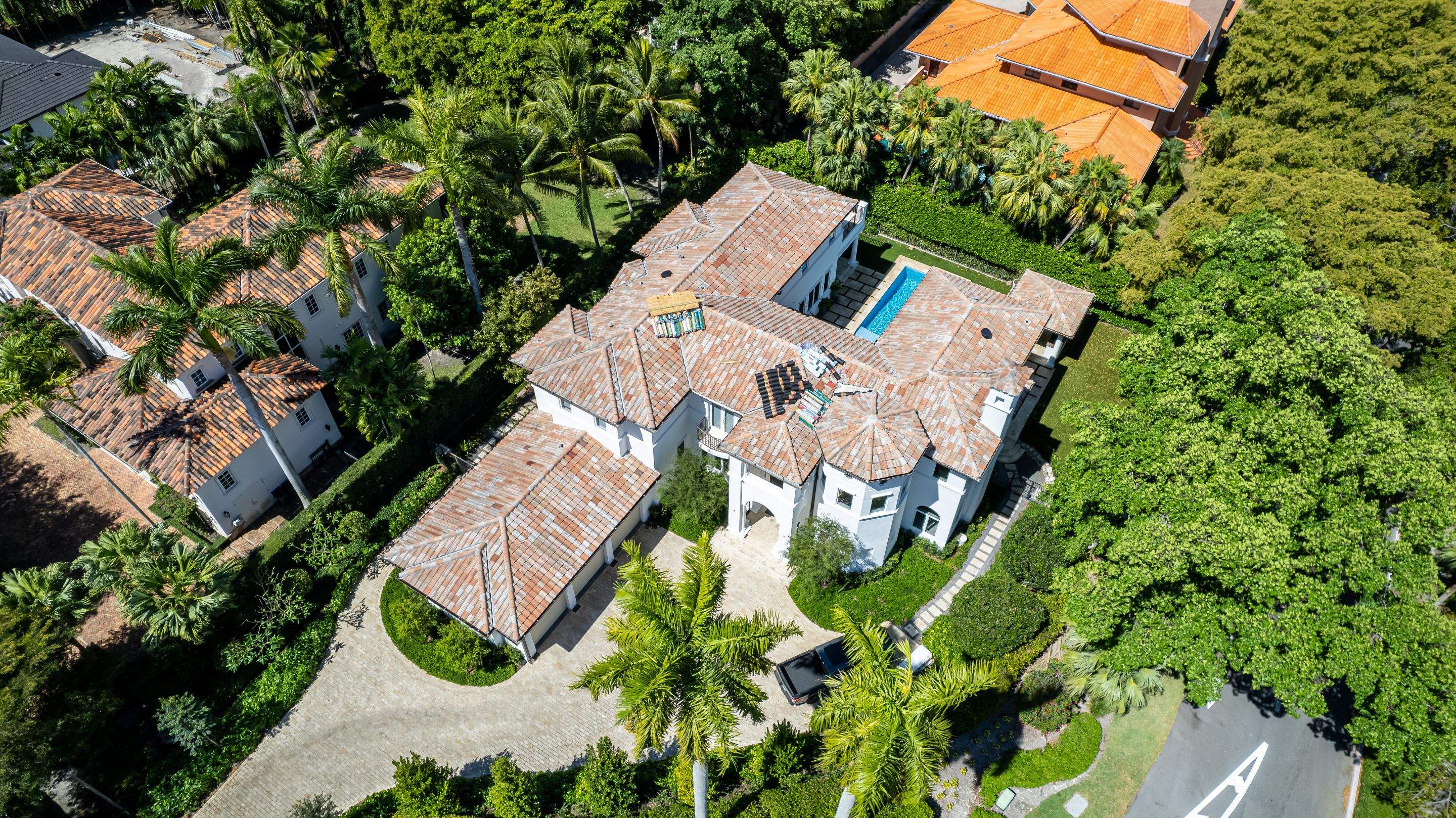 Verea - Spanish S - Jacobea by Istueta Roofing